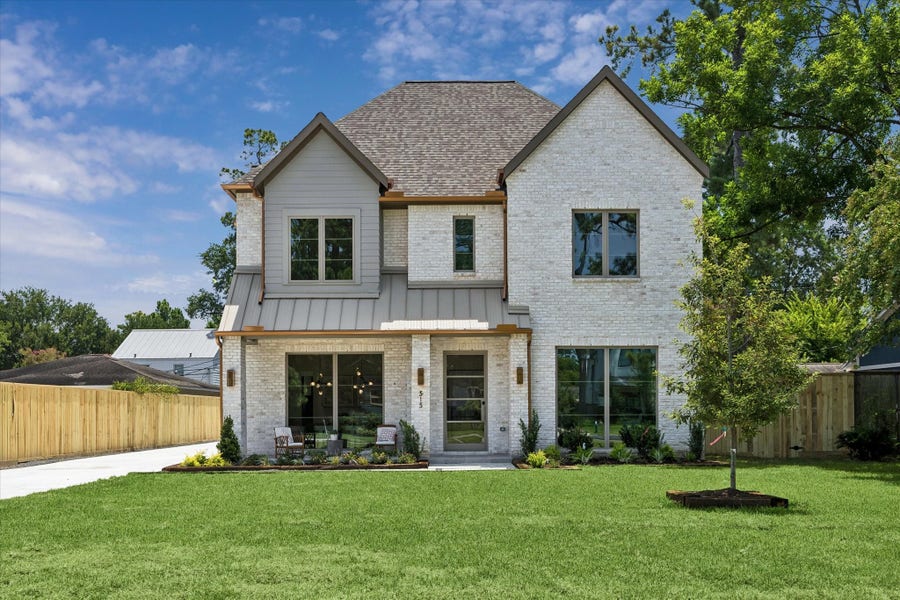 Property photo for 515 W 33rd Street, Houston, TX