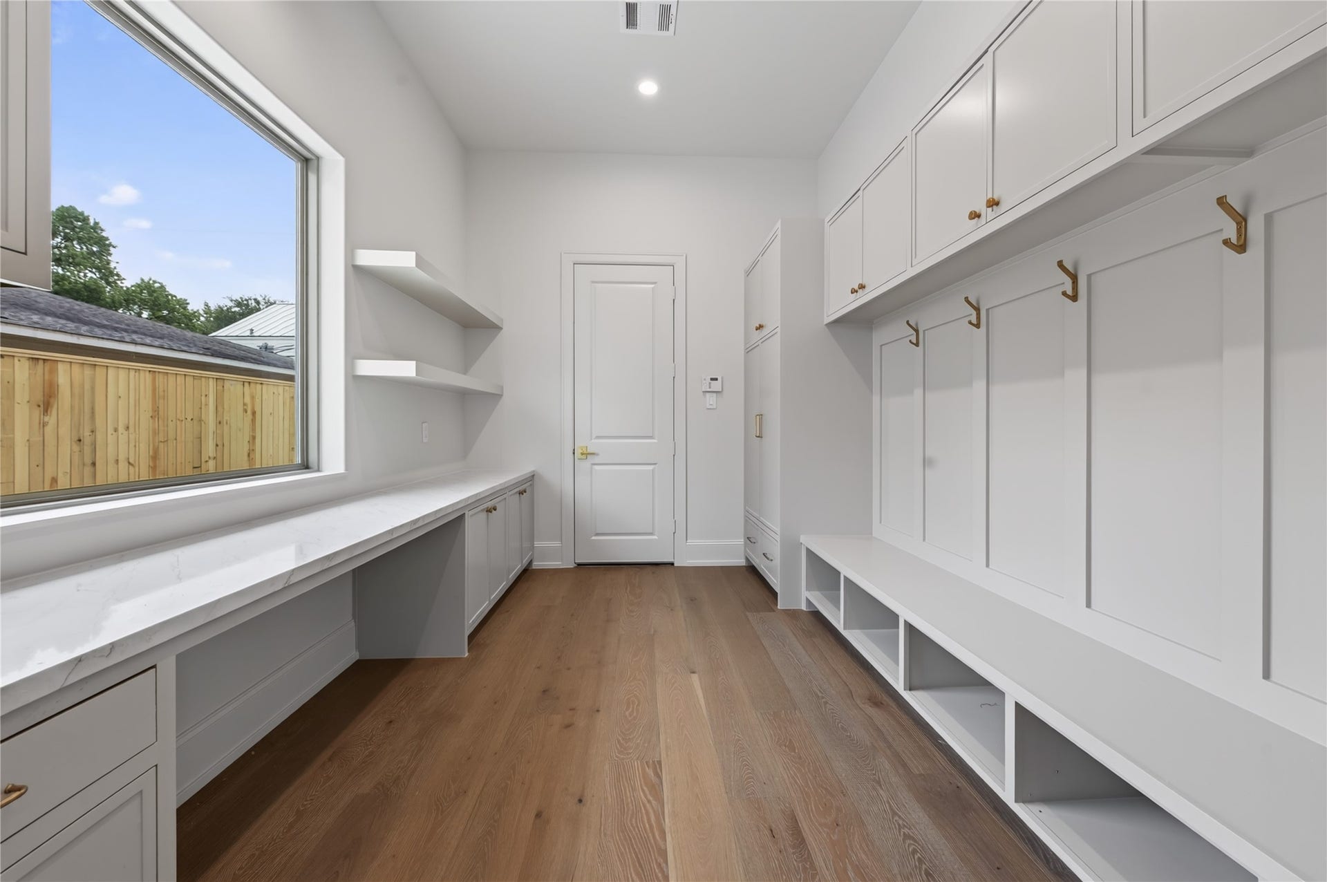 515 W 33rd Street, Houston, TX 77018 515 W 33rd Street, Houston, TX 77018