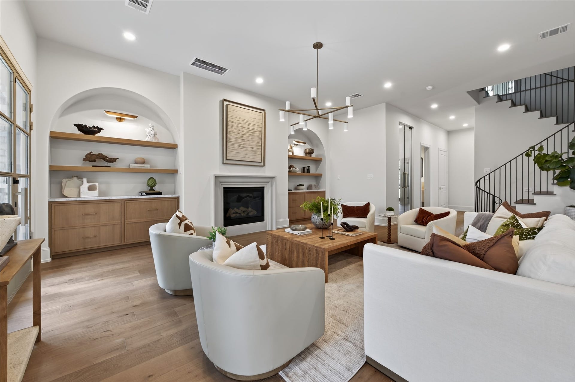 515 W 33rd Street, Houston, TX 77018 515 W 33rd Street, Houston, TX 77018