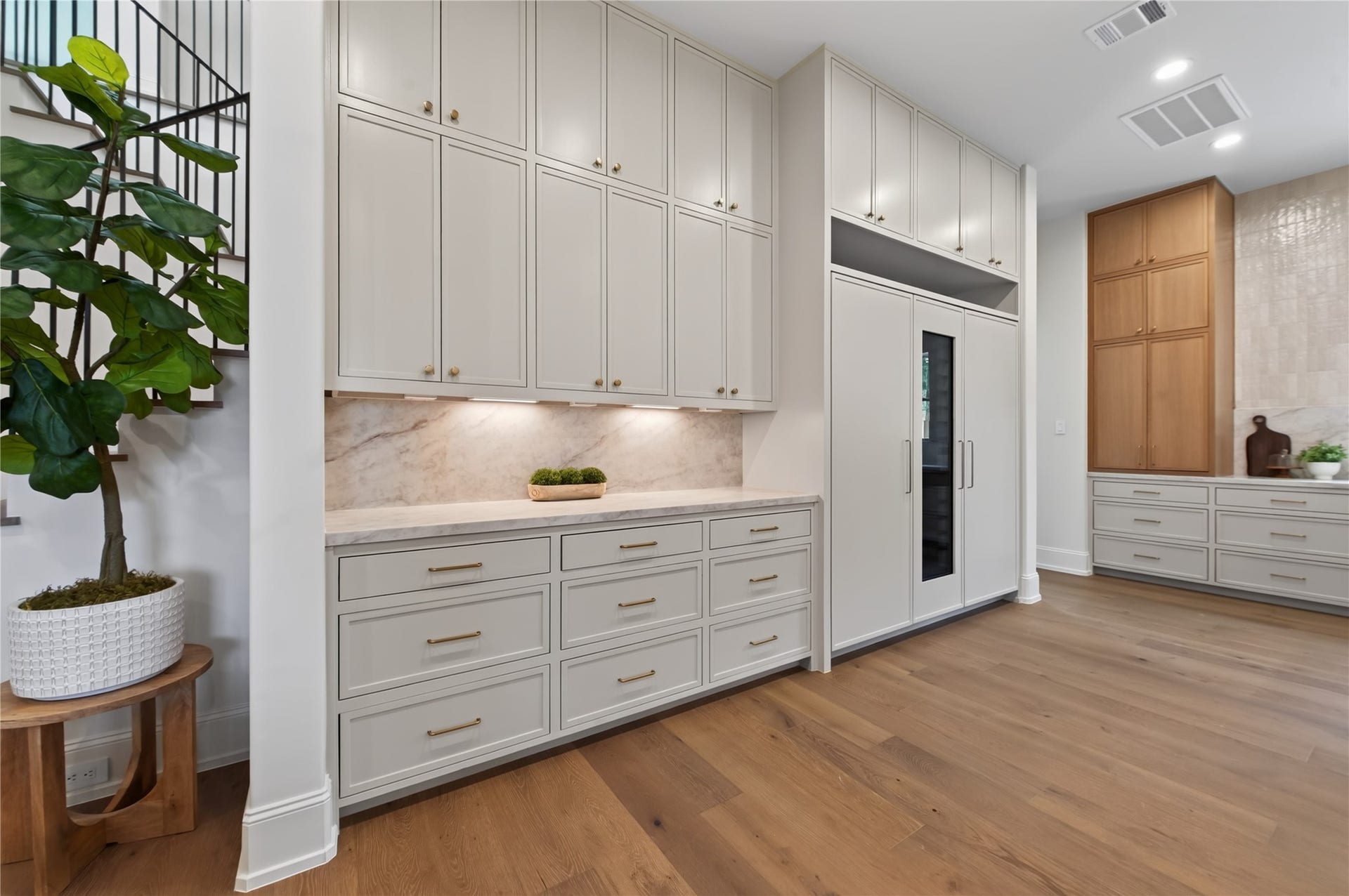 515 W 33rd Street, Houston, TX 77018 515 W 33rd Street, Houston, TX 77018