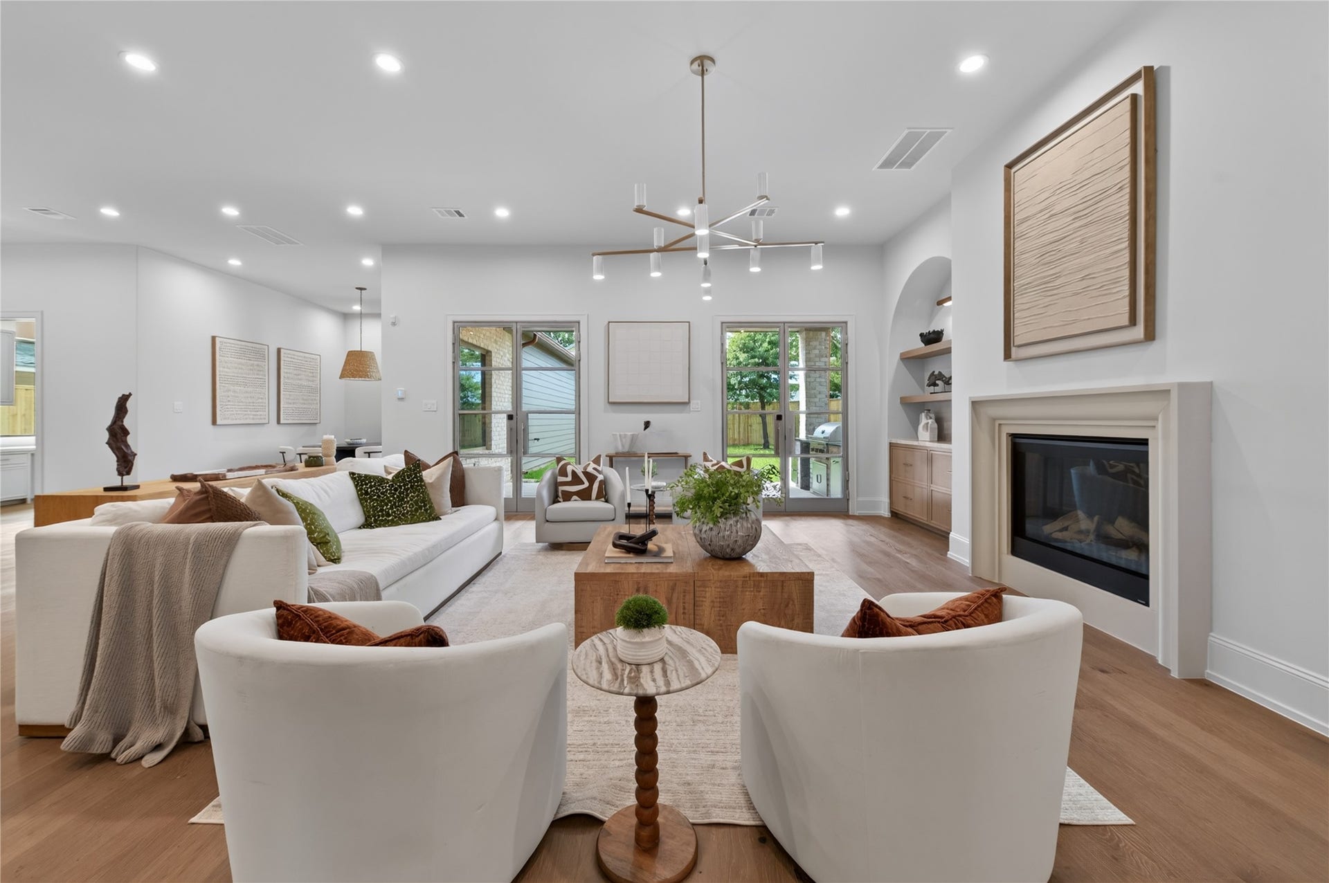 515 W 33rd Street, Houston, TX 77018 515 W 33rd Street, Houston, TX 77018