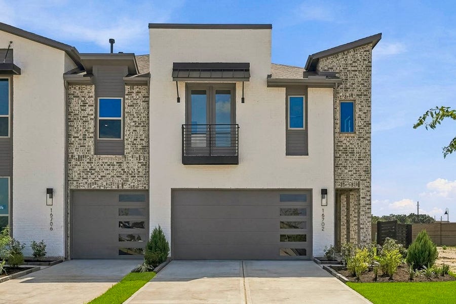 Property photo for 16702 Skylark Forest Drive, Cypress, TX