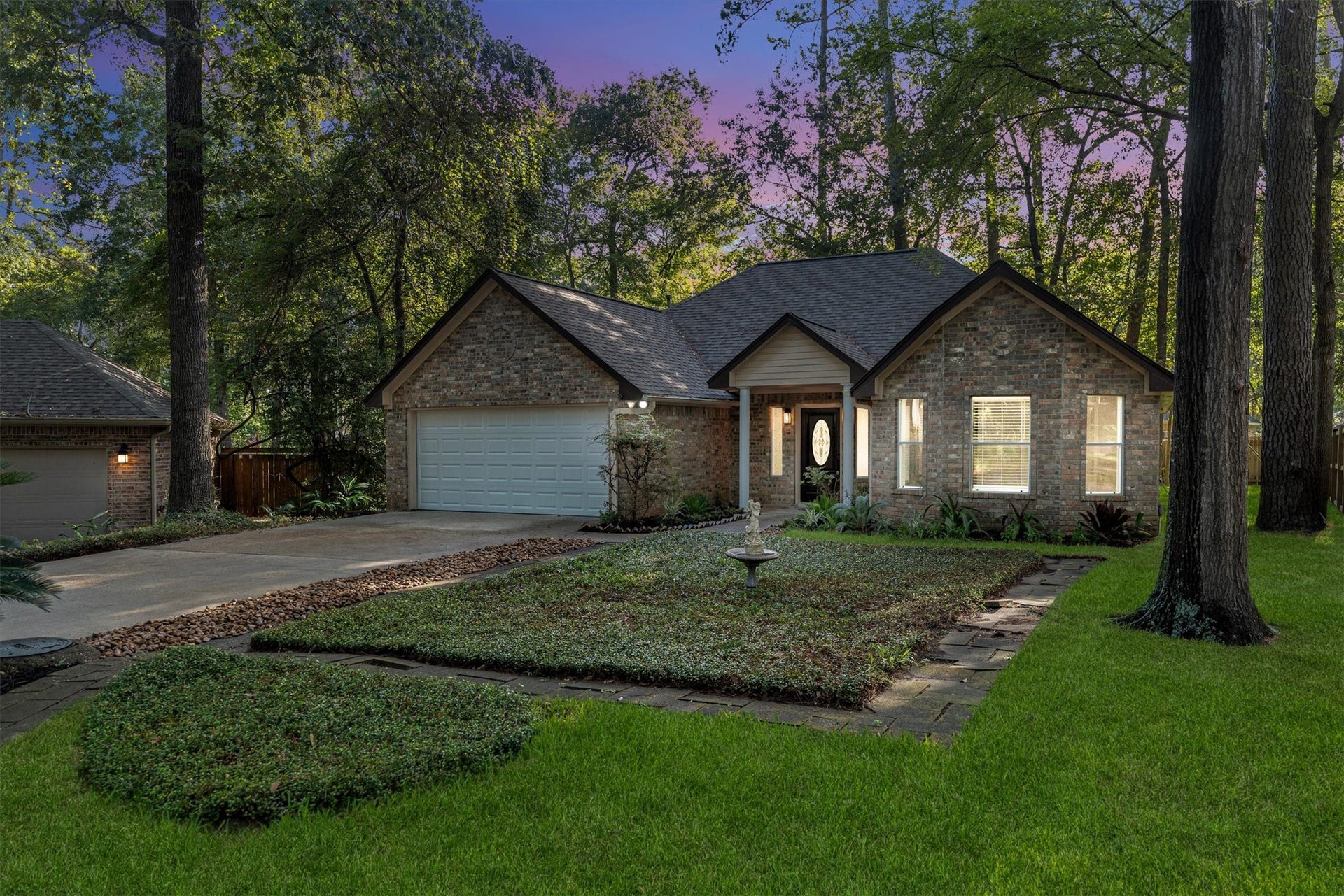 128 E Park Drive, Conroe, TX 77356 128 E Park Drive, Conroe, TX 77356
