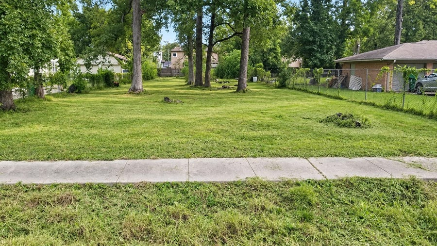 Property photo for 9314 Wiloak Street, Houston, TX