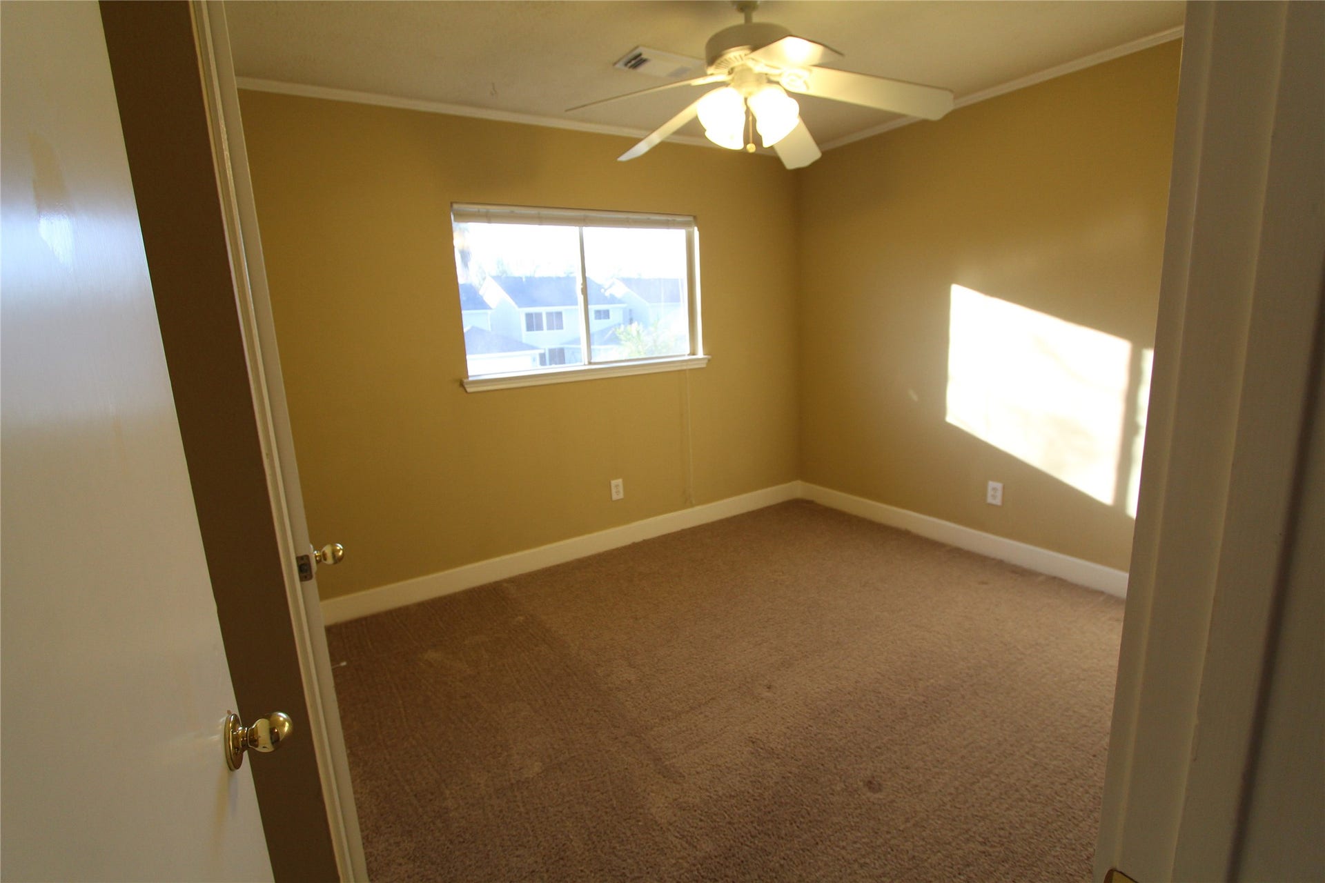 9515 Farrell Drive, Houston, TX 77070