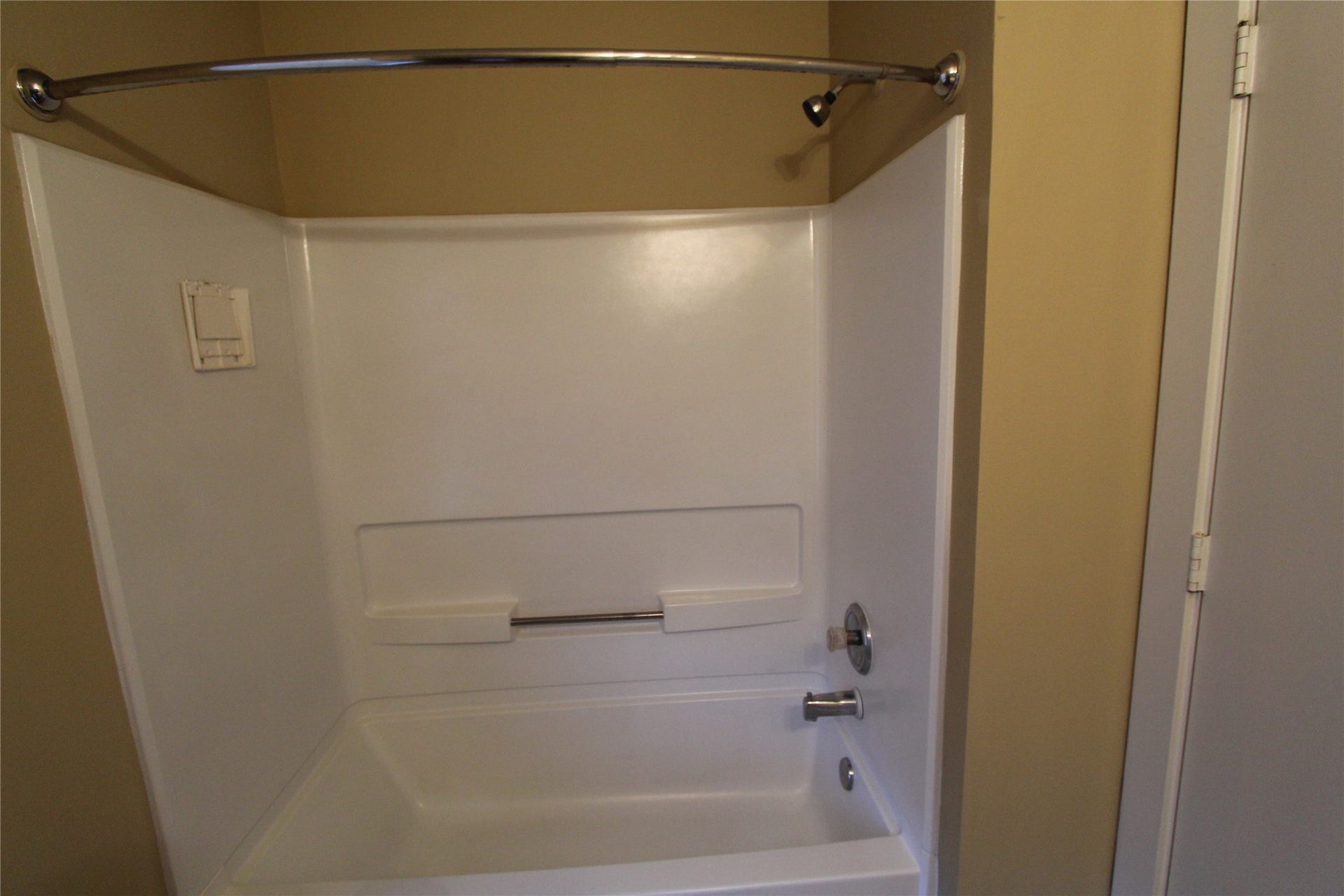9515 Farrell Drive, Houston, TX 77070