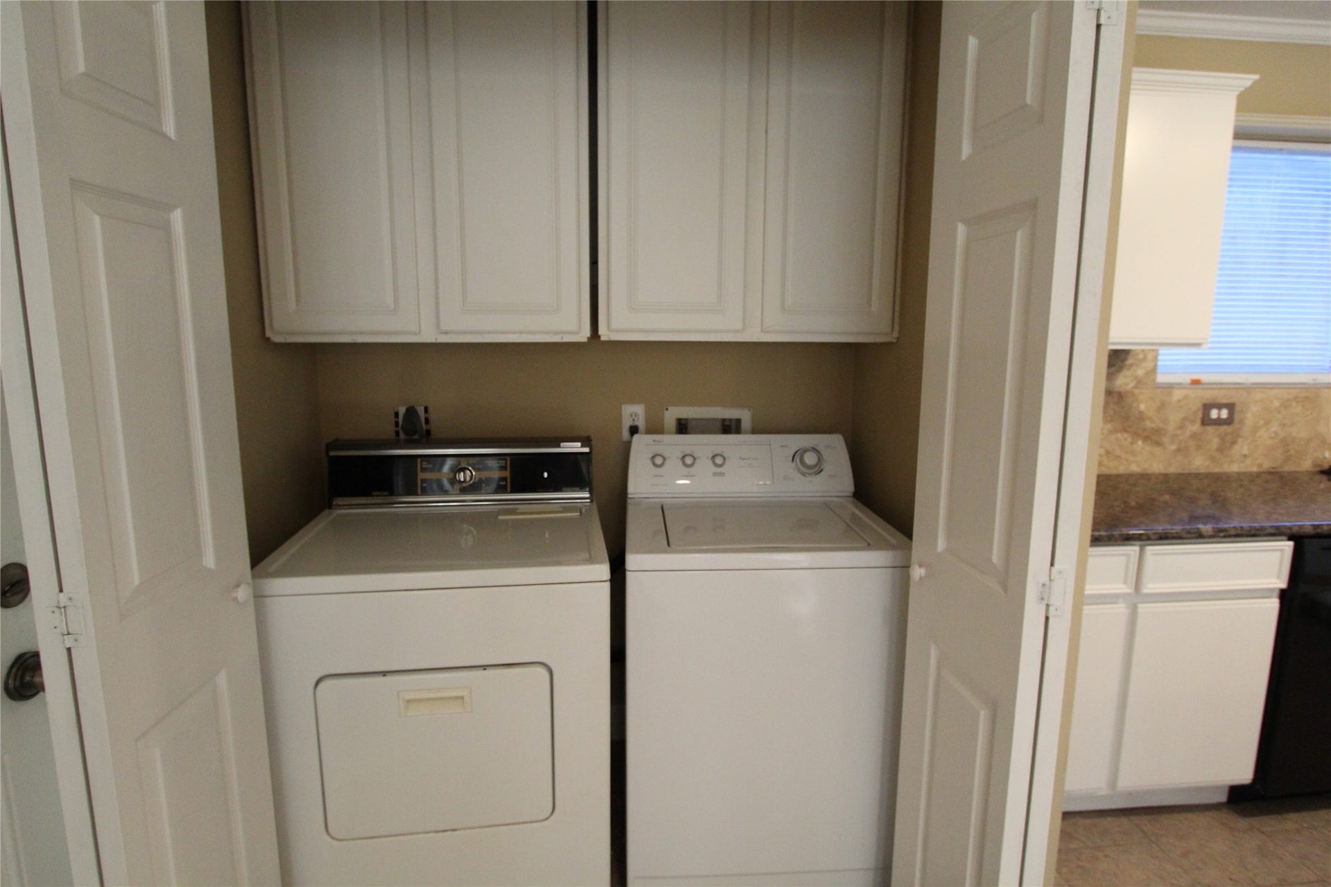 9515 Farrell Drive, Houston, TX 77070