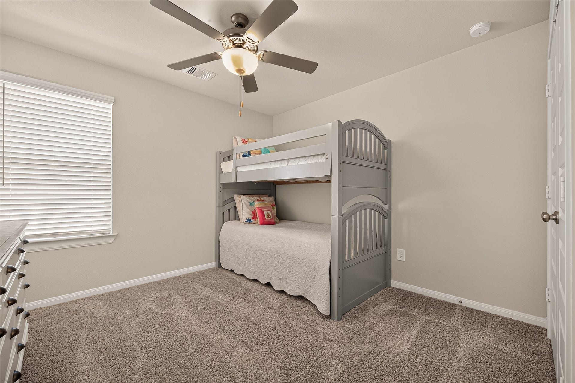2321 W Winding Pines Drive, Tomball, TX 77375 Additional secondary bedroom upstairs.