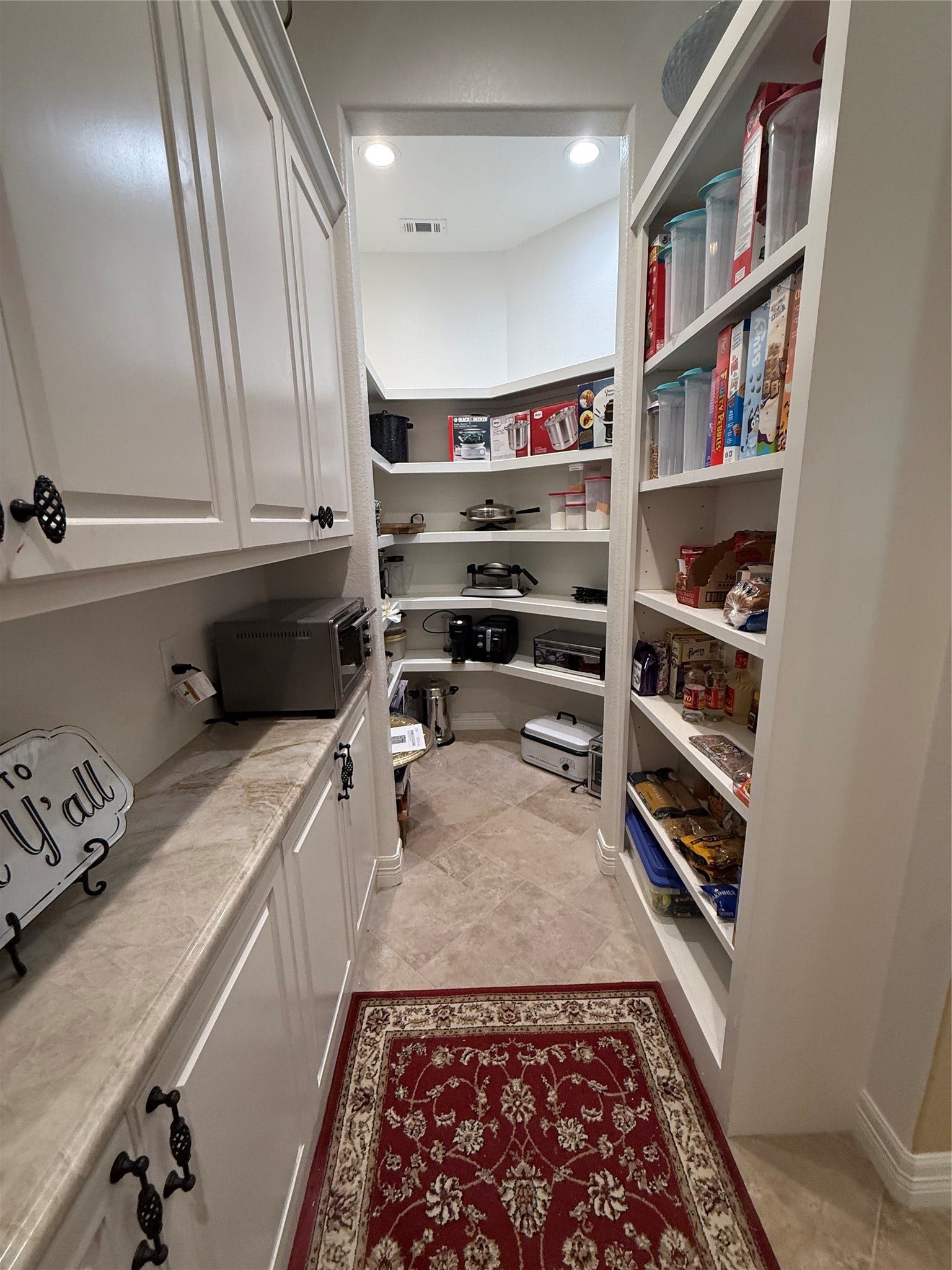 6310 N Lazy Meadow Way, Spring, TX 77386 Large Walk-In Pantry