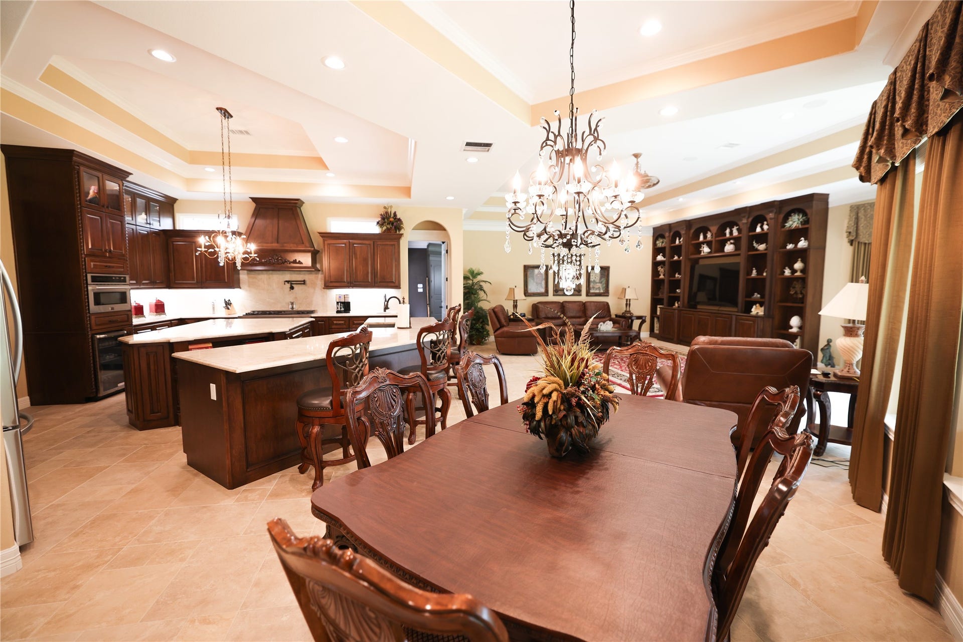 6310 N Lazy Meadow Way, Spring, TX 77386 Breakfast room to Kitchen
