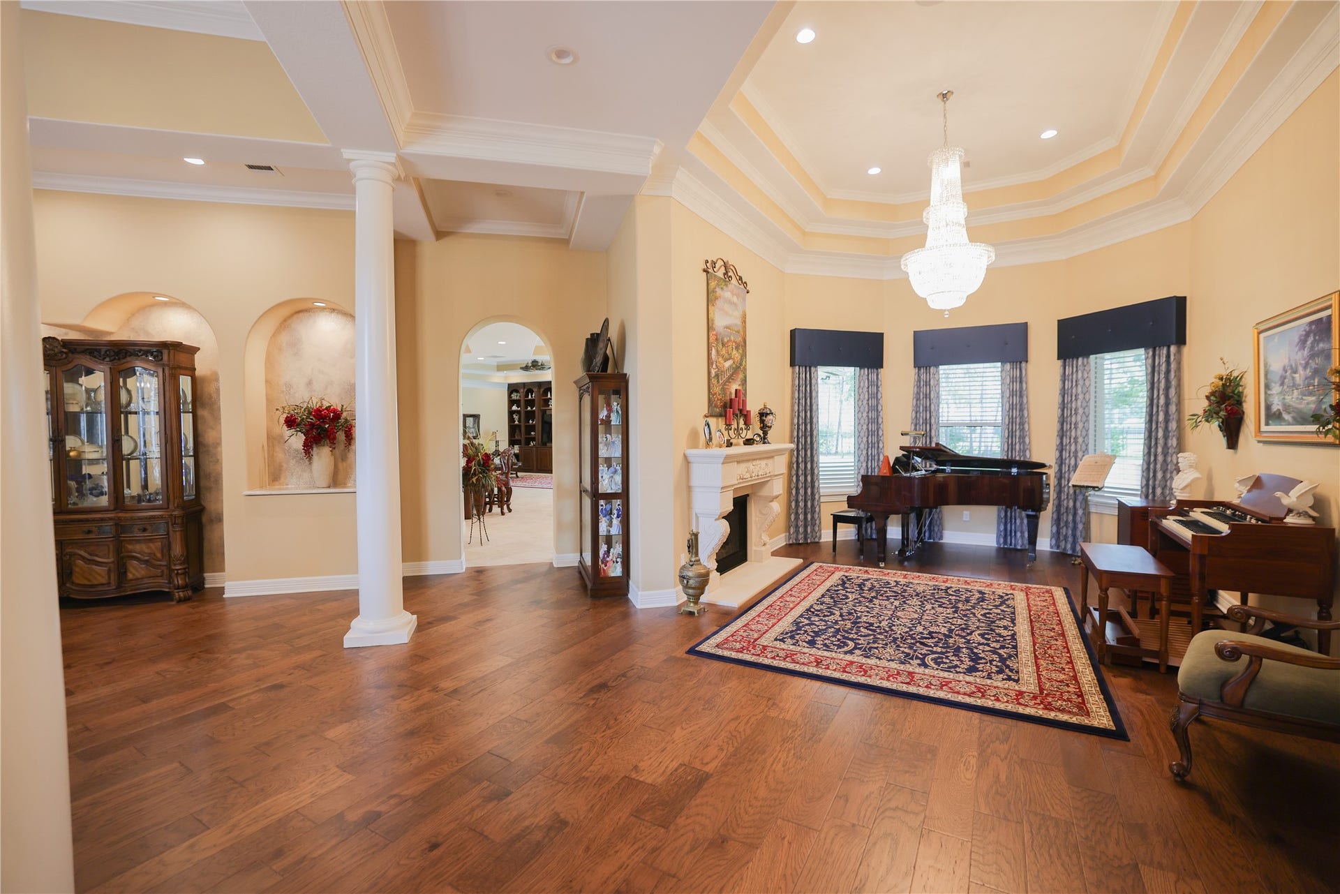 6310 N Lazy Meadow Way, Spring, TX 77386 Formal Living