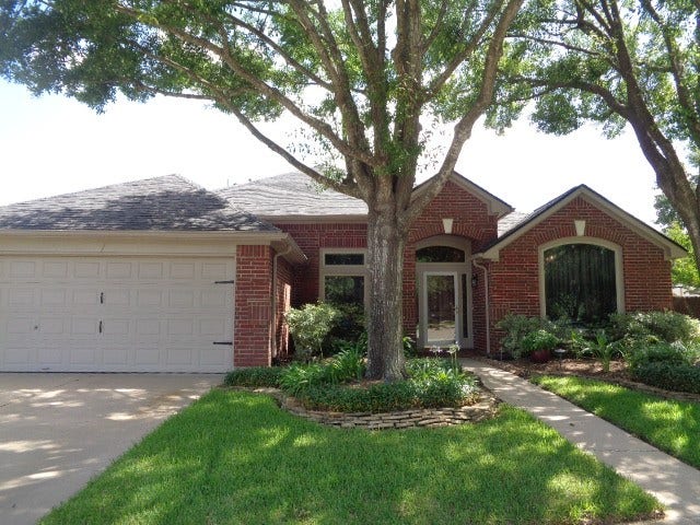 Property photo for 13006 Brayton Ct, Houston, TX
