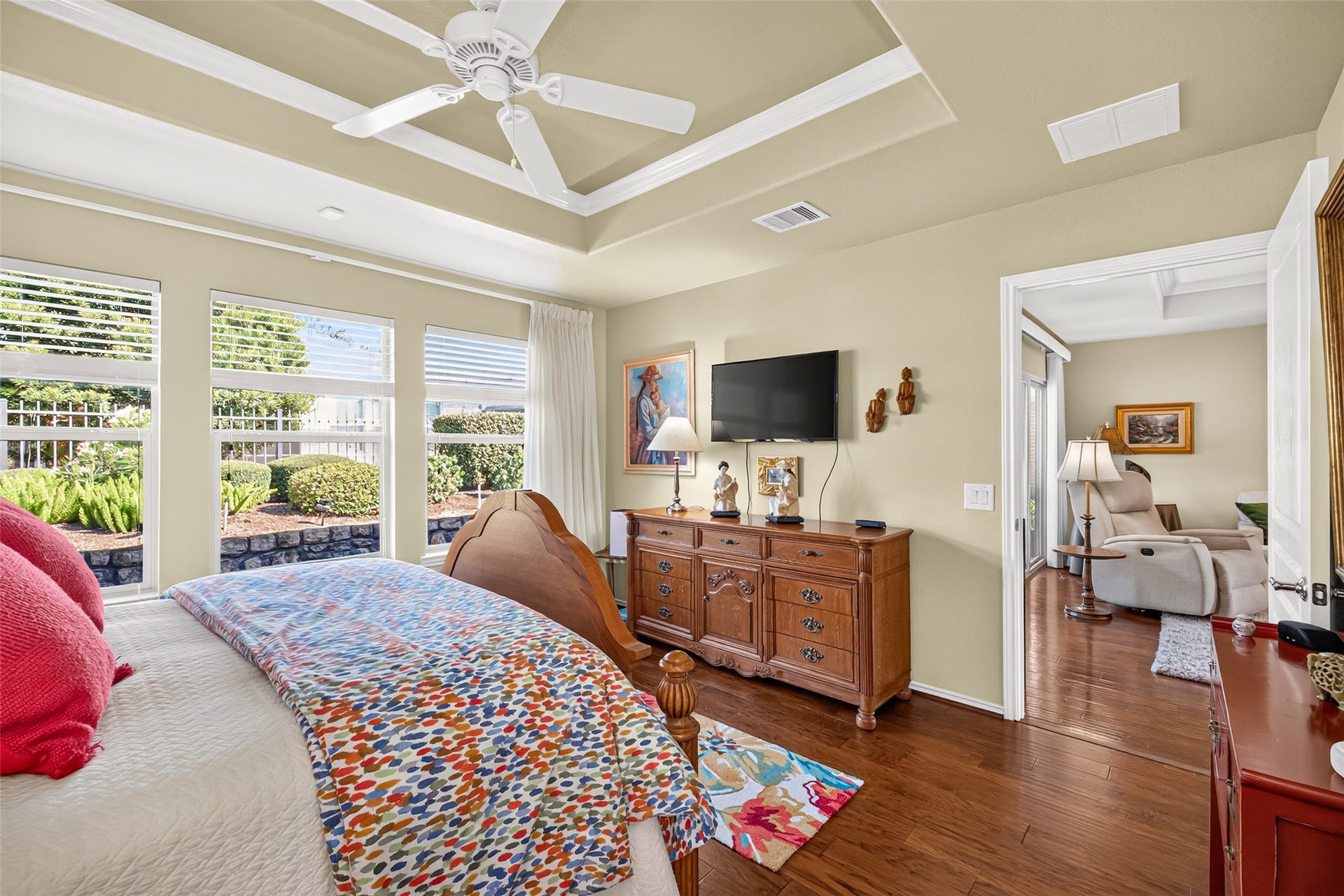 1126 Oleander Way, Richmond, TX 77469 Generous windows bring natural light into your private retreat.