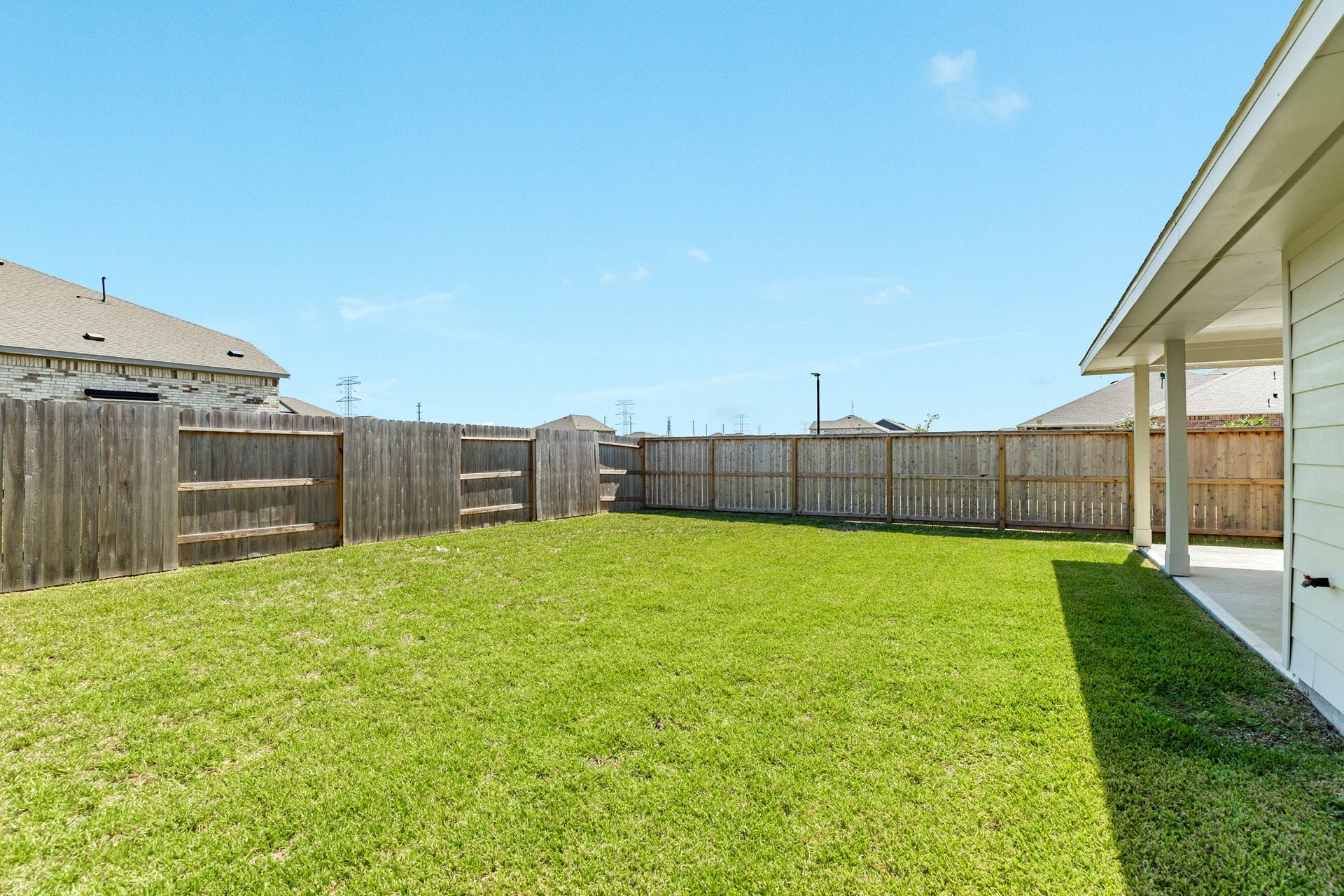 3602 Cardinal Pointe Drive, Angleton, TX 77515