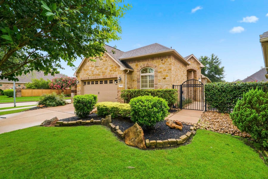 Property photo for 27003 Monterey Bend Lane, Katy, TX