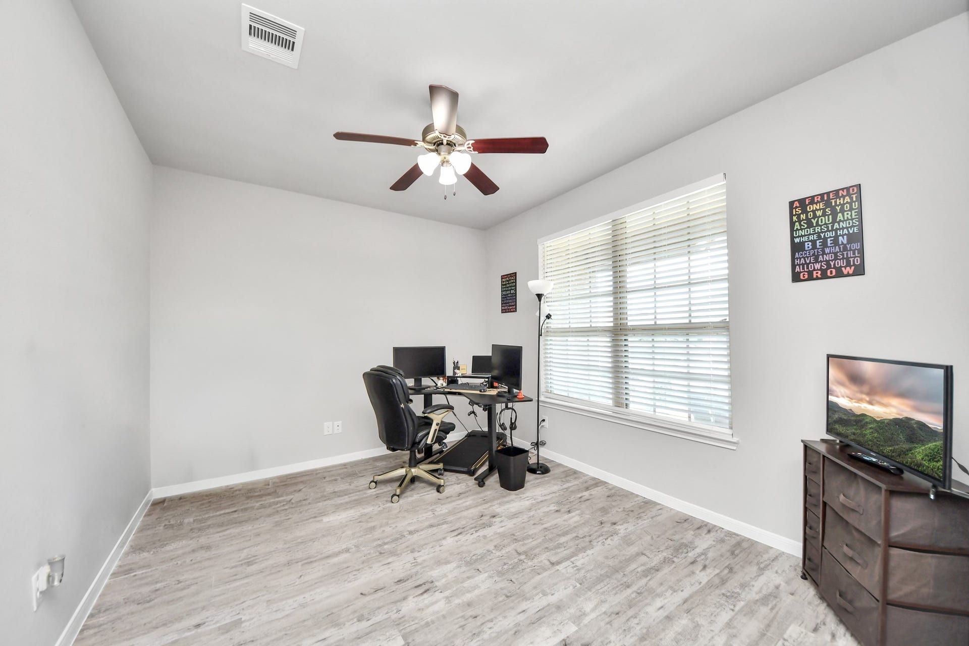 4911 Vergano Villa Drive, Katy, TX 77493 Office/Study