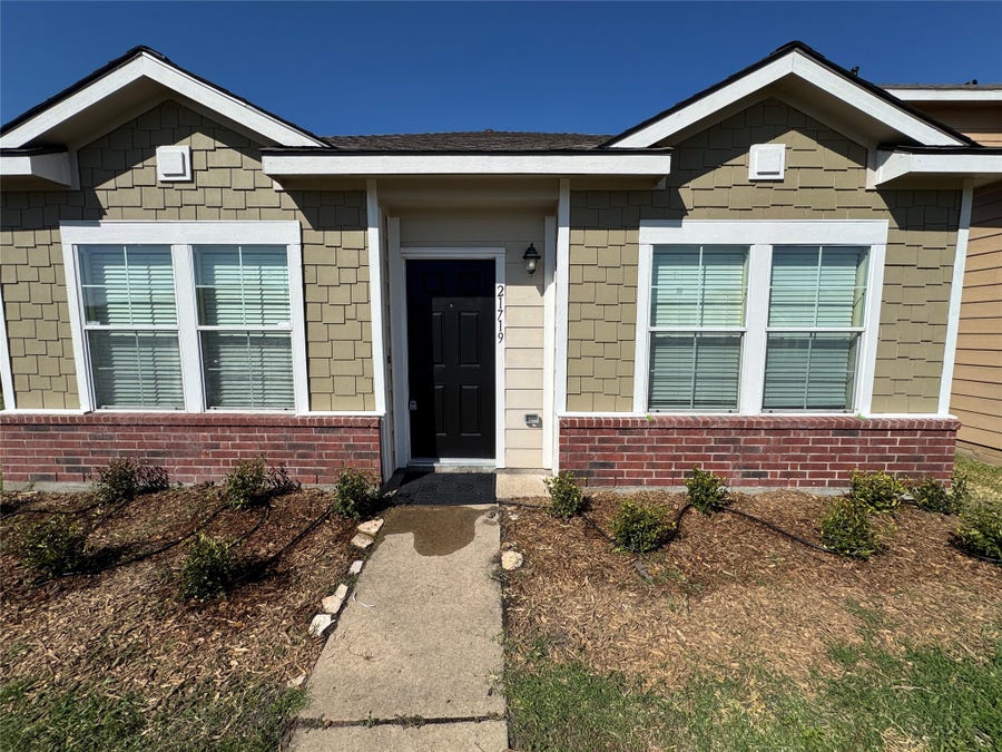 Property photo for 21719 S Mossy Field Lane, Spring, TX