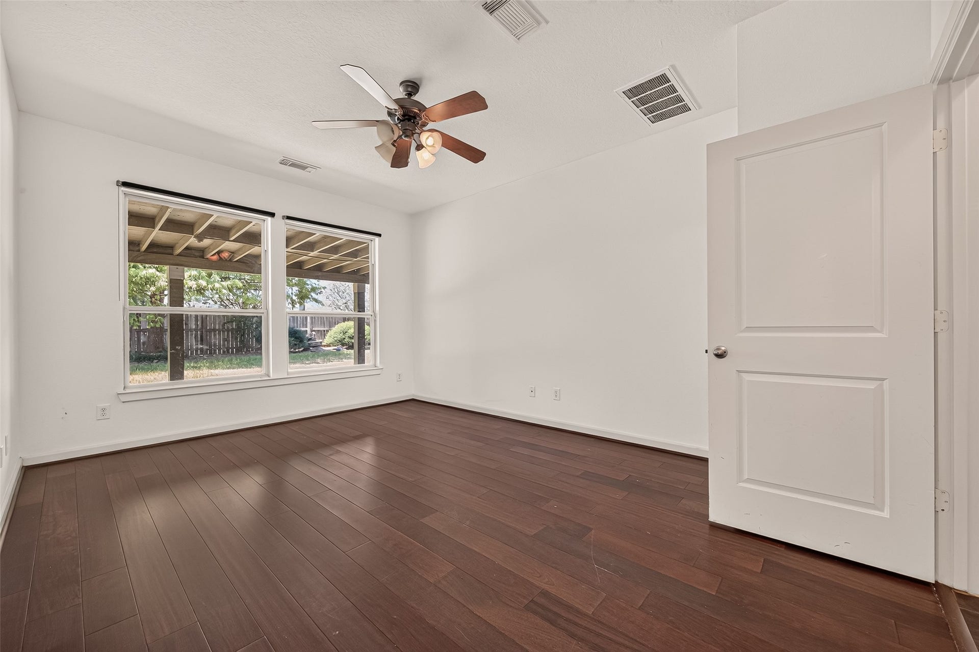 195 Copper Stream Ln, Richmond, TX 77406
