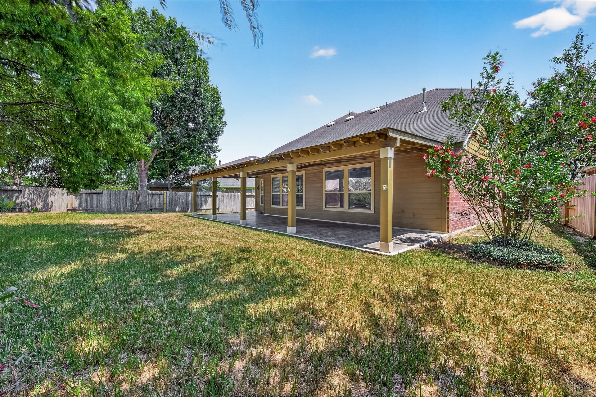 195 Copper Stream Ln, Richmond, TX 77406