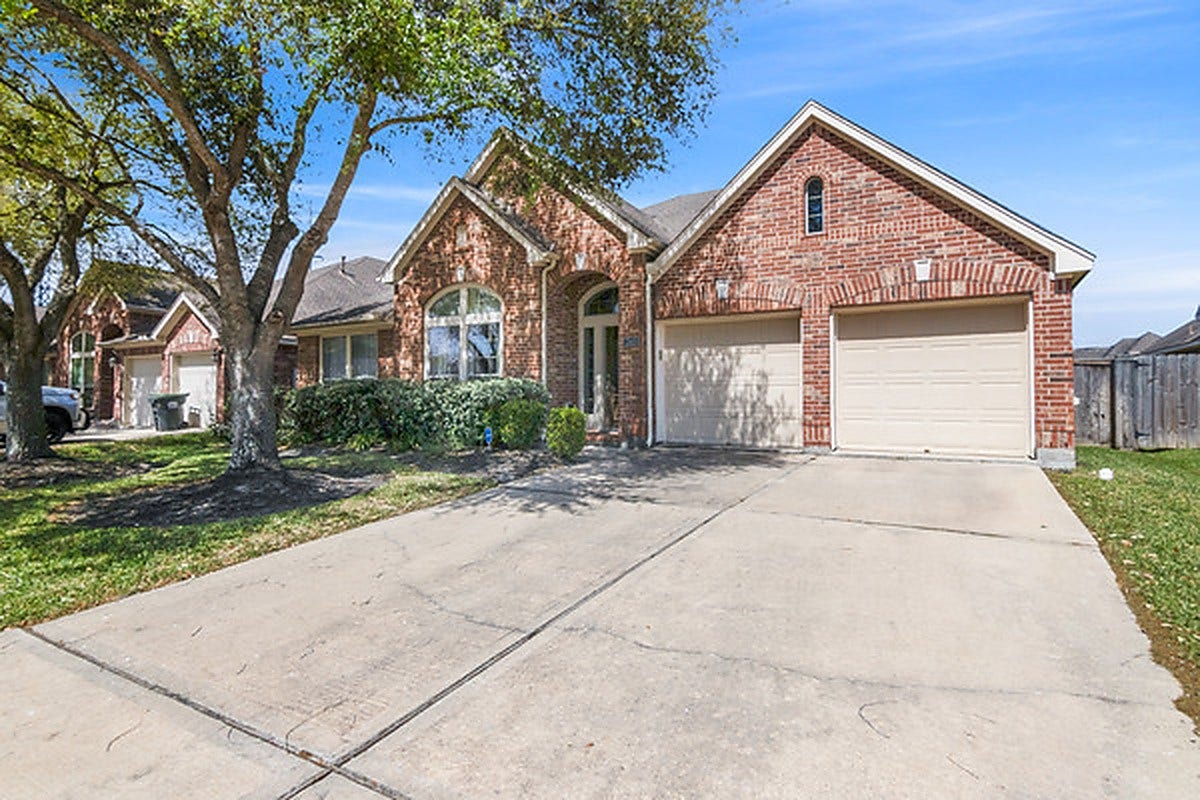 13615 Rainwater Drive, Pearland, TX 77584 13615 Rainwater Drive