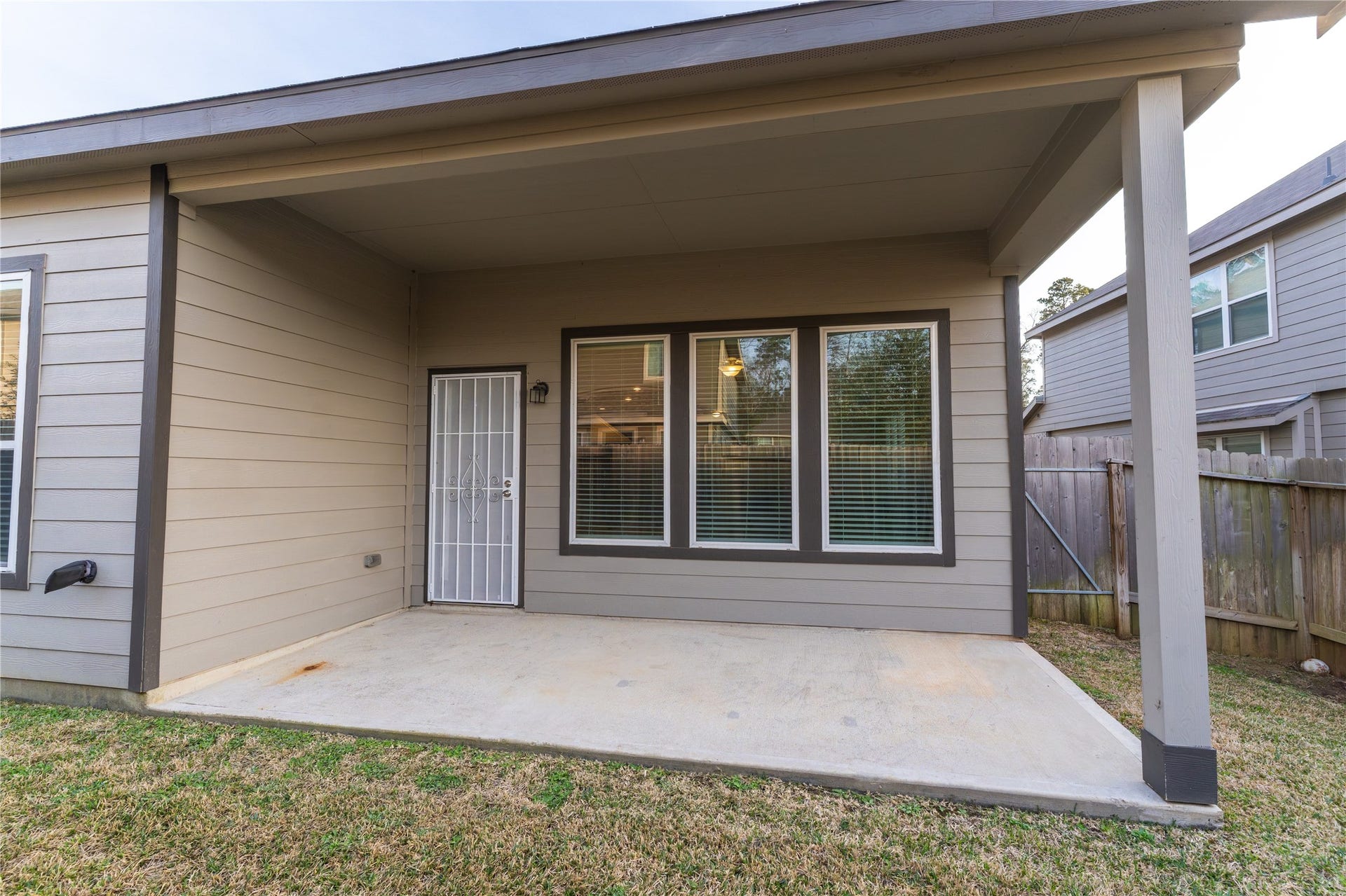 2512 Austin Hills Court, Conroe, TX 77304 2512 Austin Hills Court, Conroe, TX 77304