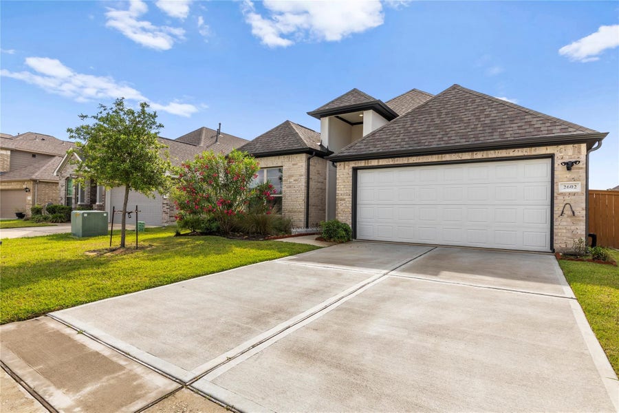 Property photo for 2602 Arbor Edge Crossing, Texas City, TX