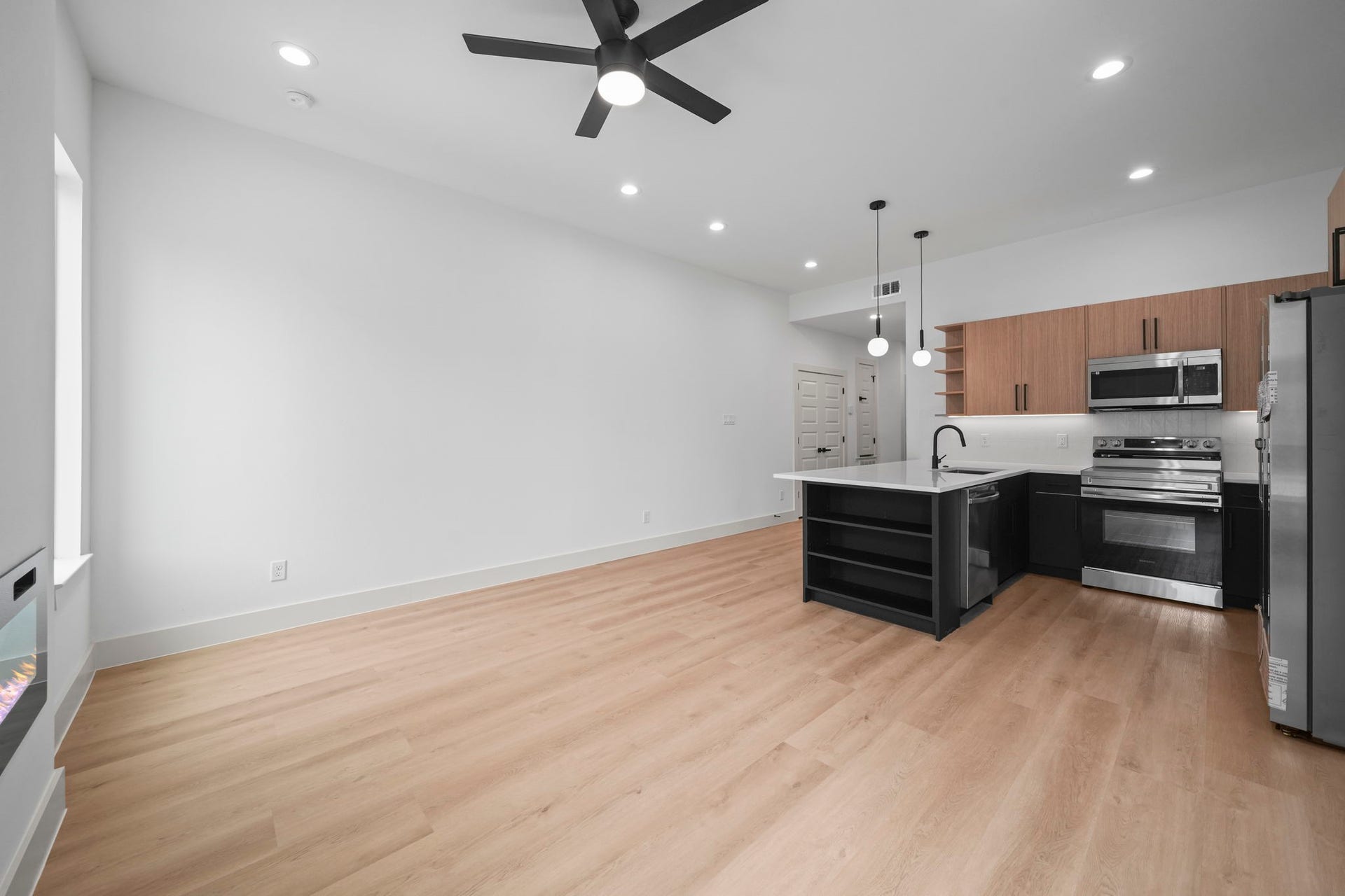 426 Calloway Street, #A, Houston, TX 77029