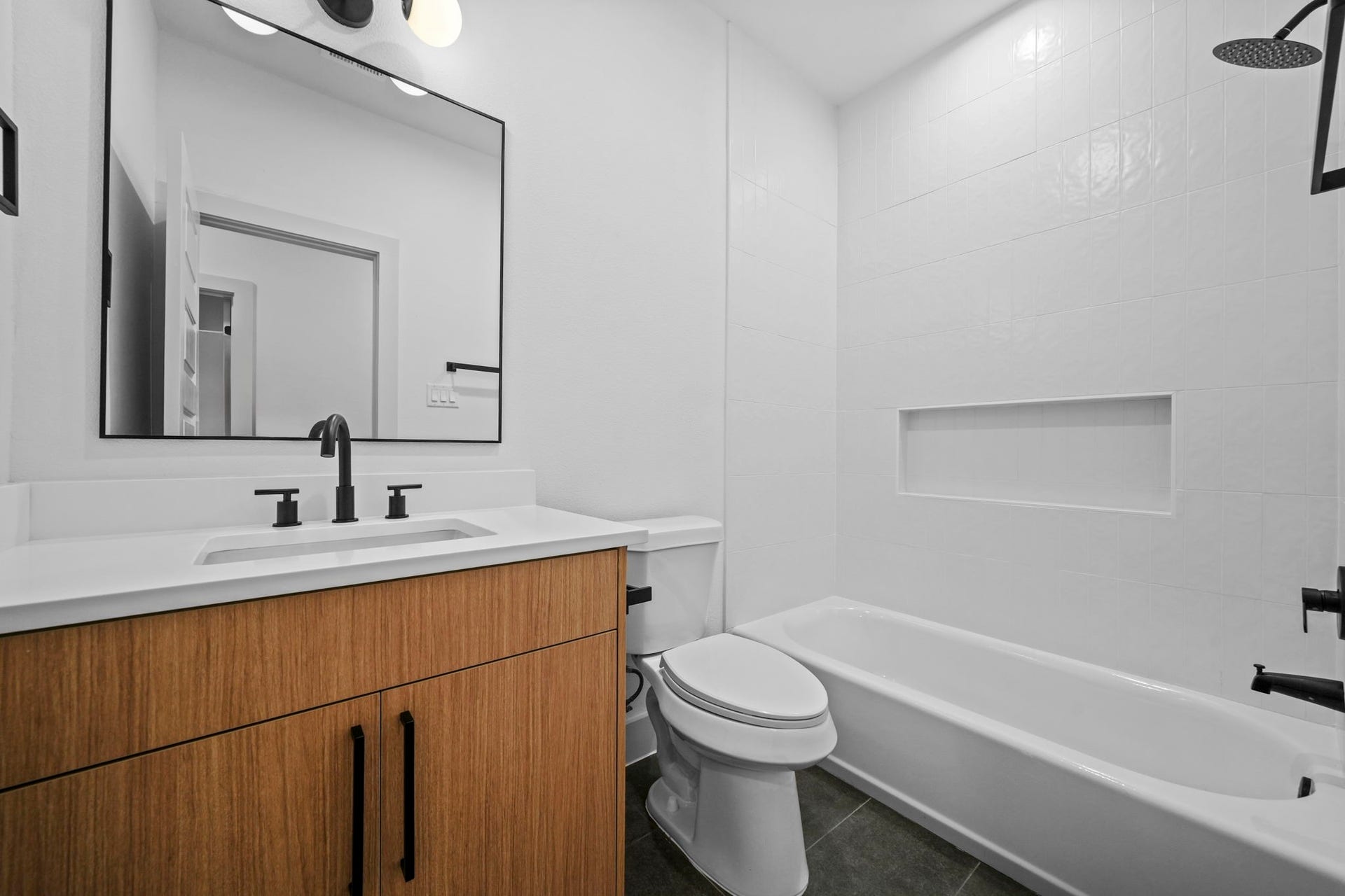 426 Calloway Street, #A, Houston, TX 77029