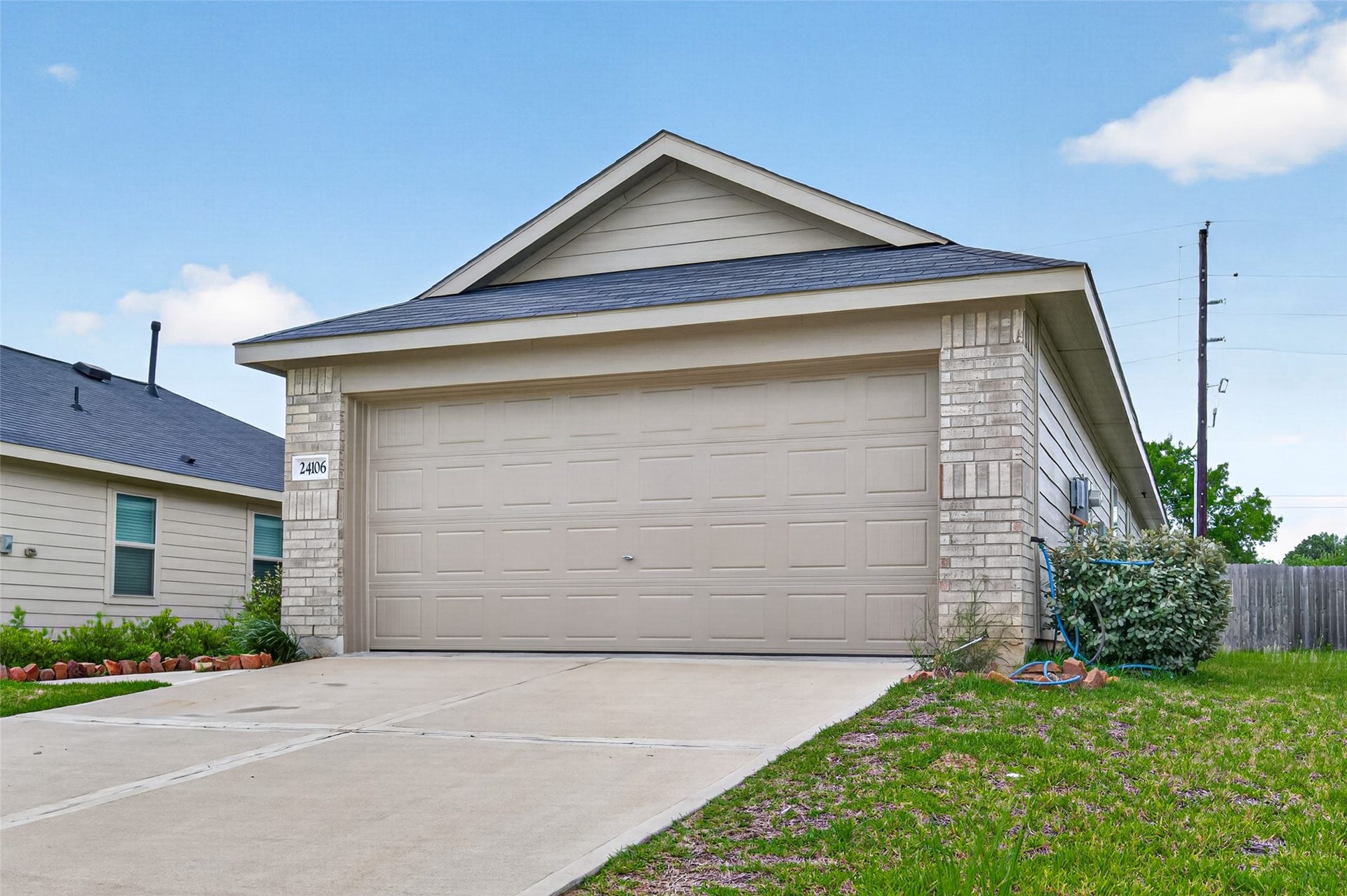 24106 Maple Turn Lane, Hockley, TX 77447 24106 Maple Turn Lane, Hockley, TX 77447