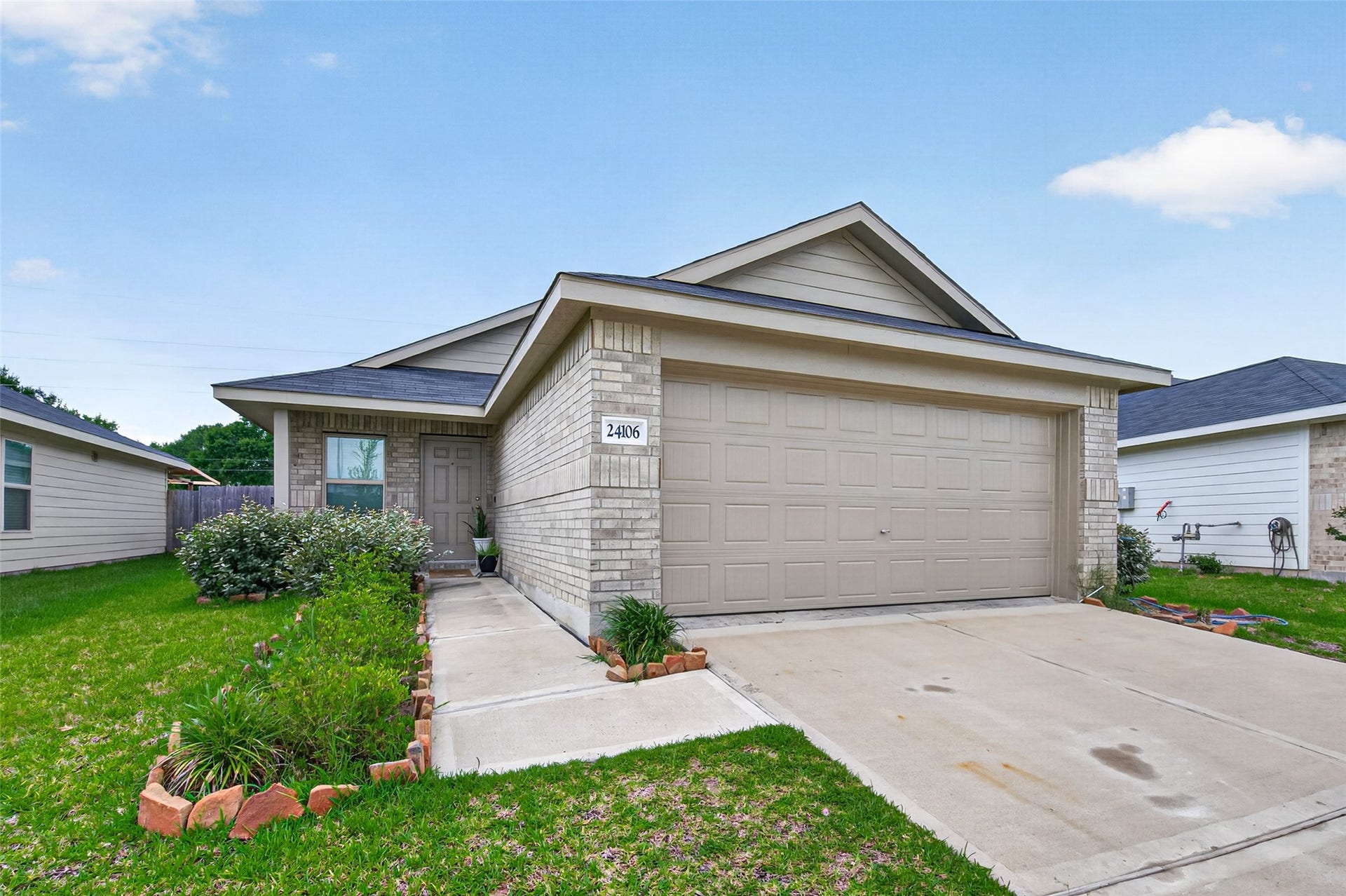 24106 Maple Turn Lane, Hockley, TX 77447 24106 Maple Turn Lane, Hockley, TX 77447