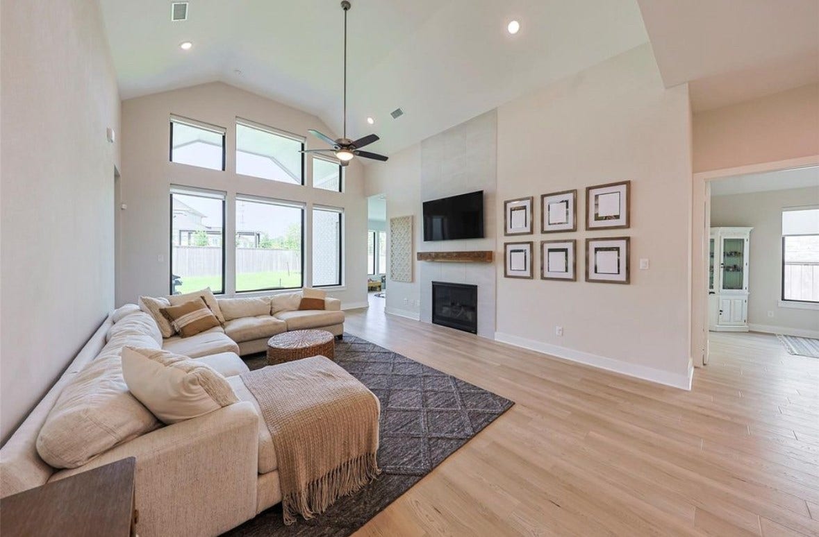 26951 Longwood Ledge Drive, The Woodlands, TX 77389 26951 Longwood Ledge Drive, The Woodlands, TX 77389