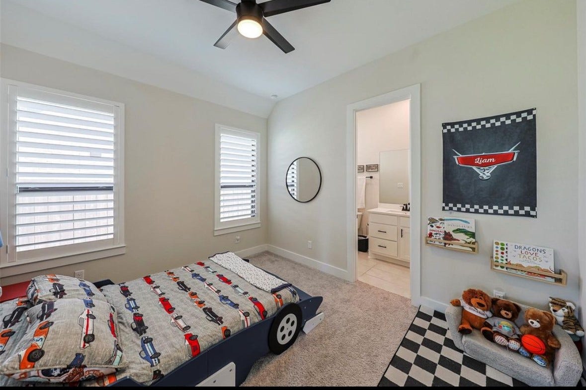 26951 Longwood Ledge Drive, The Woodlands, TX 77389 26951 Longwood Ledge Drive, The Woodlands, TX 77389