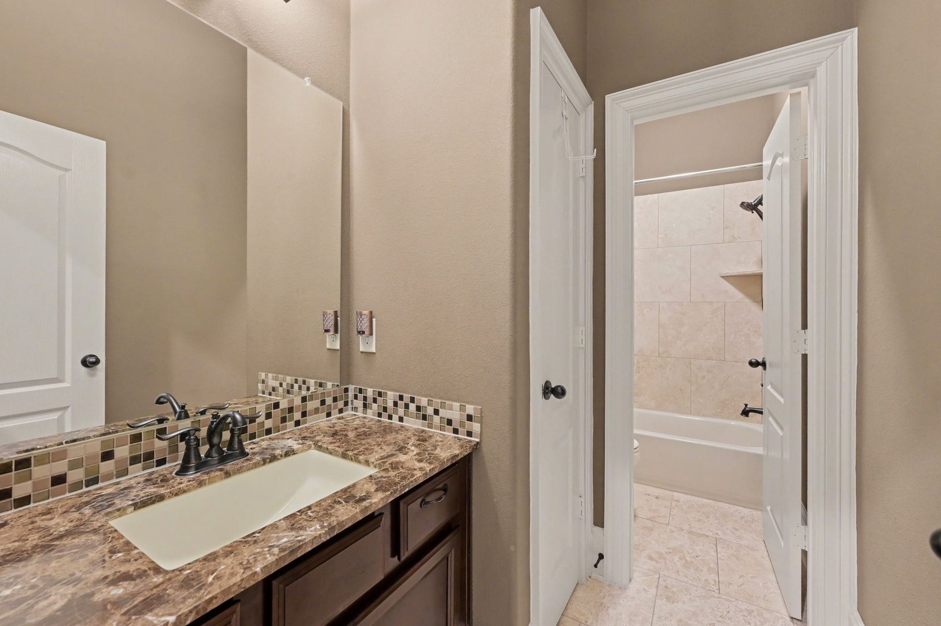 6410 Archer Ranch Lane, Rosenberg, TX 77471 The downstairs bathroom for guests
