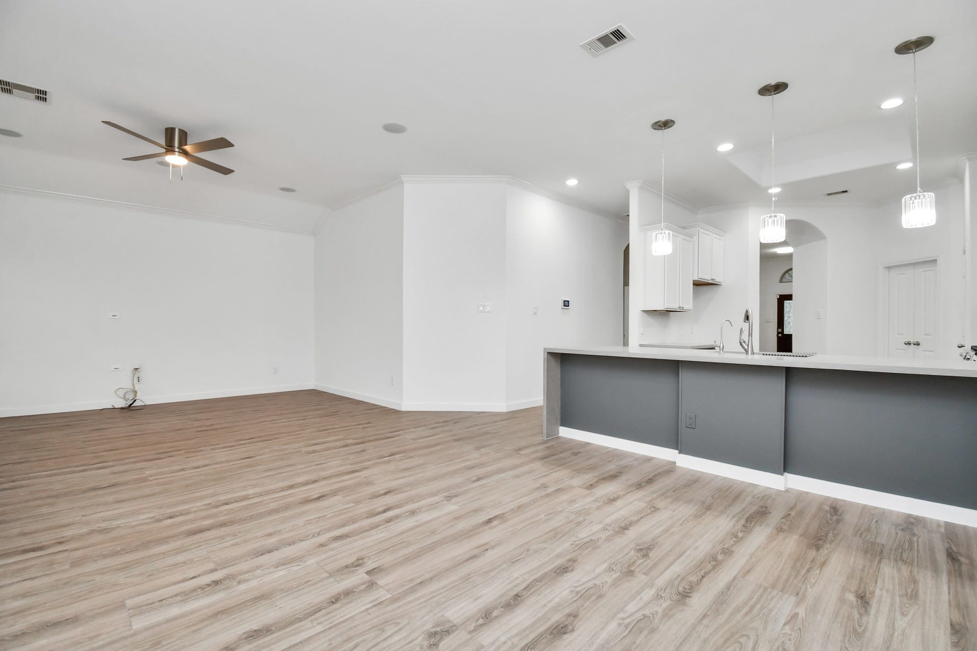 25827 Rustica Drive, Tomball, TX 77375 25827 Rustica Drive, Tomball, TX 77375
