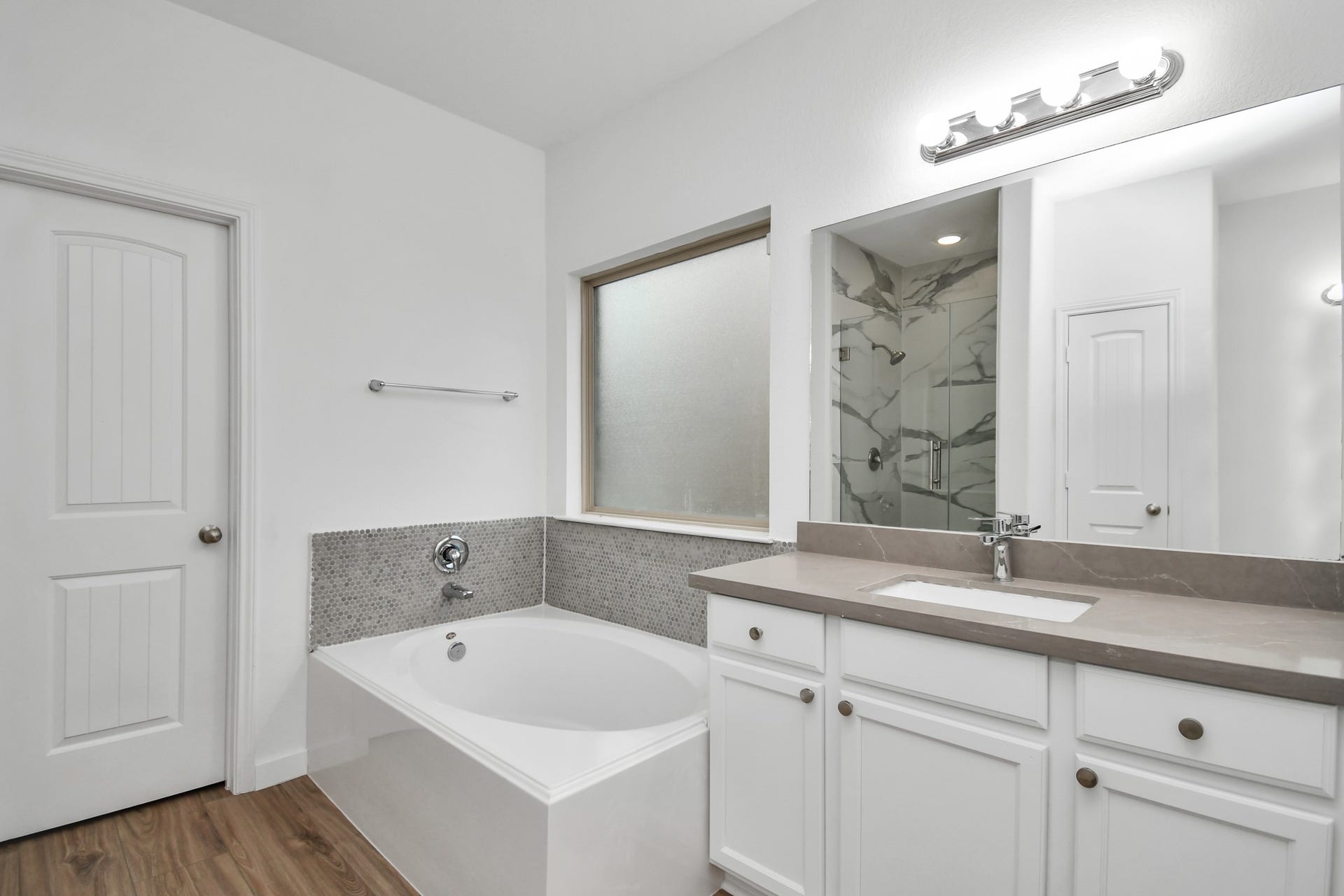 25827 Rustica Drive, Tomball, TX 77375 25827 Rustica Drive, Tomball, TX 77375