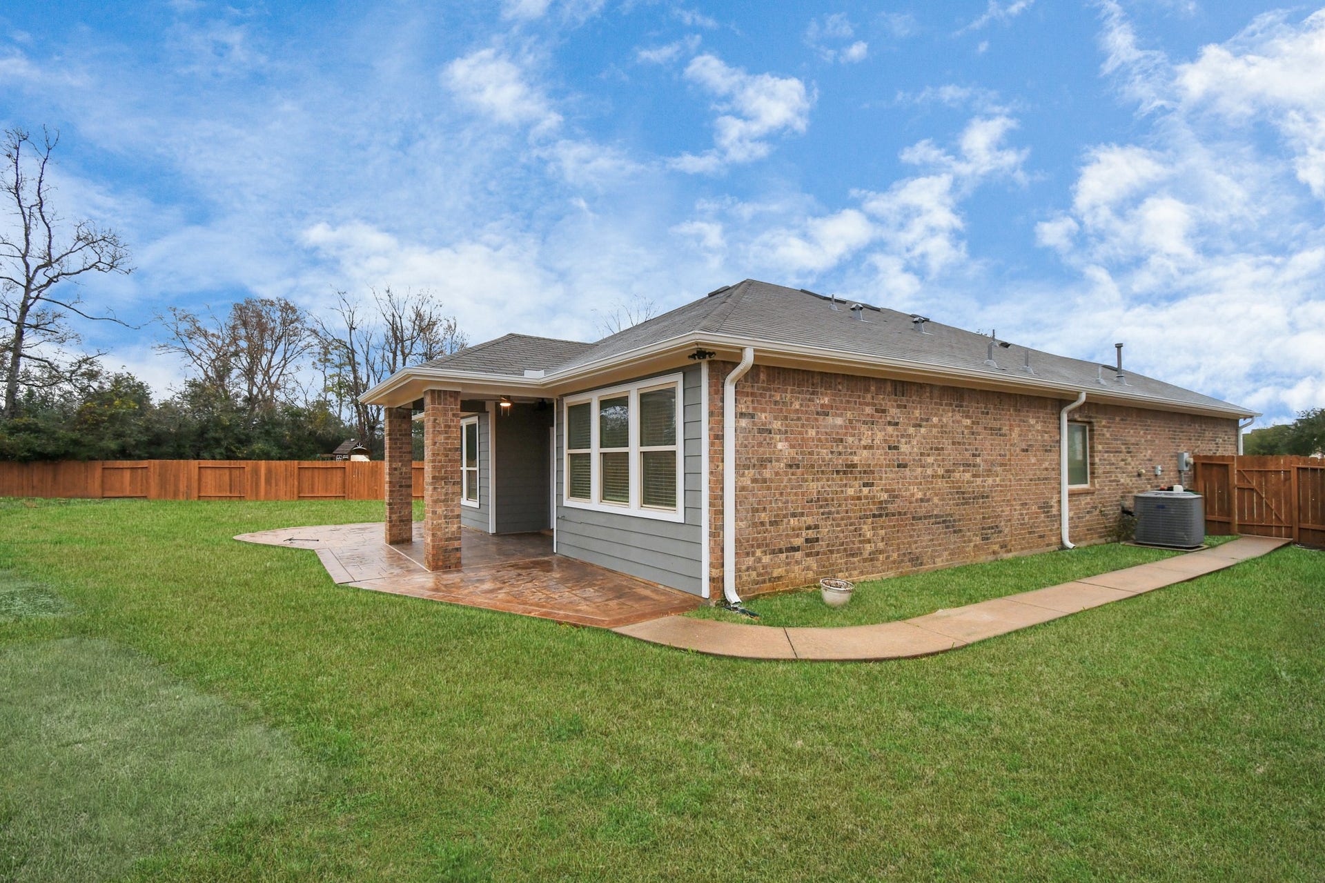 25827 Rustica Drive, Tomball, TX 77375 25827 Rustica Drive, Tomball, TX 77375