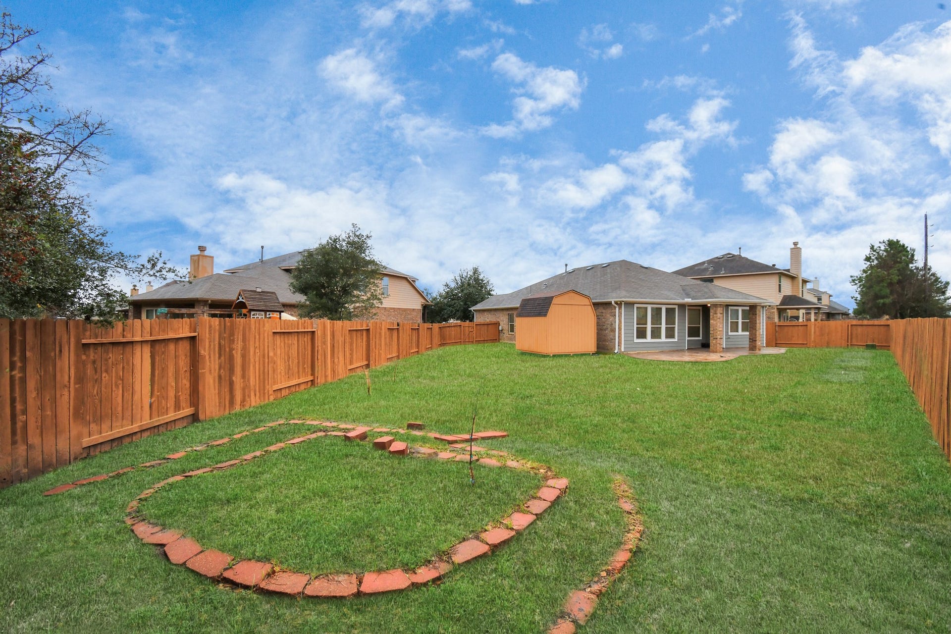 25827 Rustica Drive, Tomball, TX 77375 25827 Rustica Drive, Tomball, TX 77375