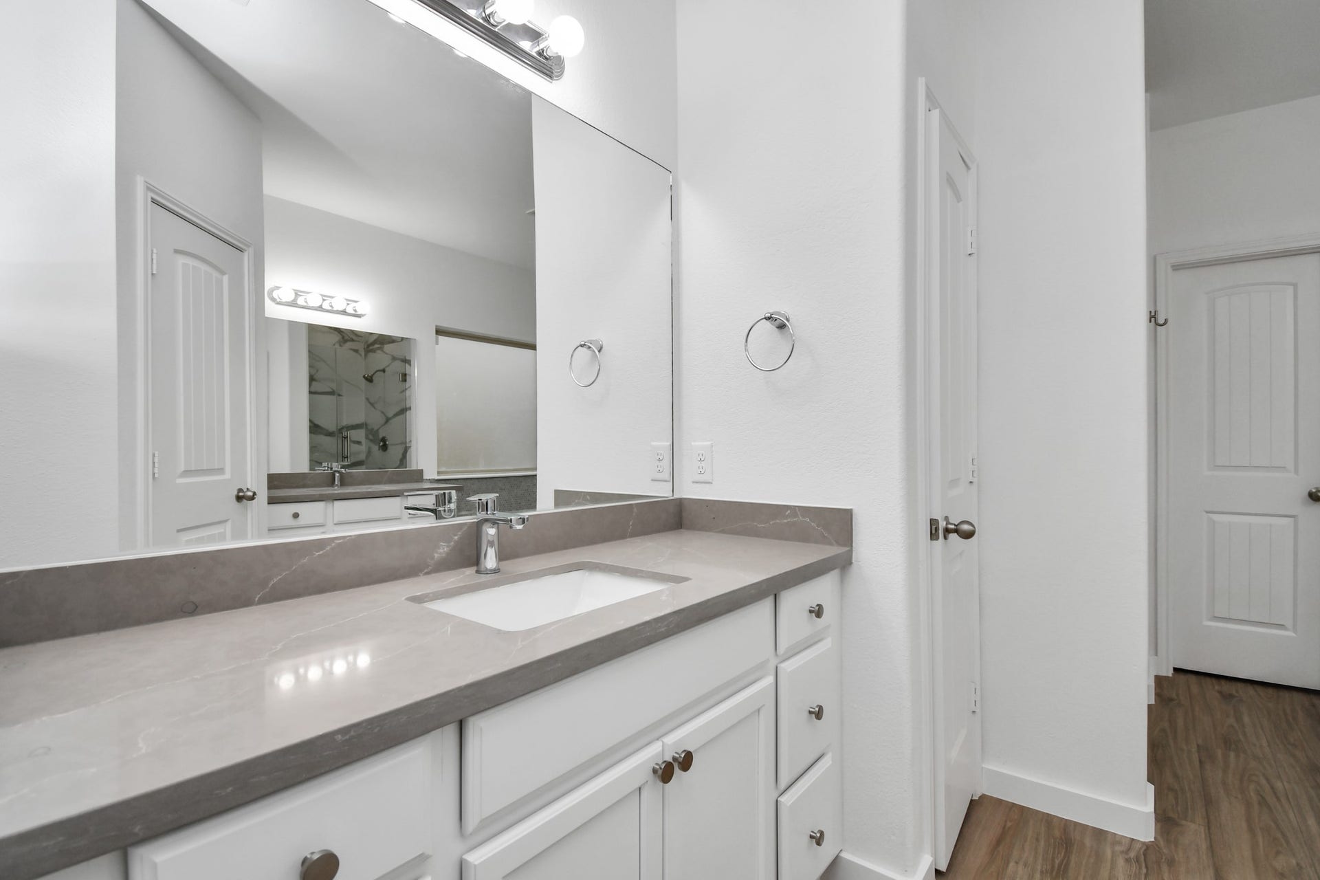 25827 Rustica Drive, Tomball, TX 77375 25827 Rustica Drive, Tomball, TX 77375