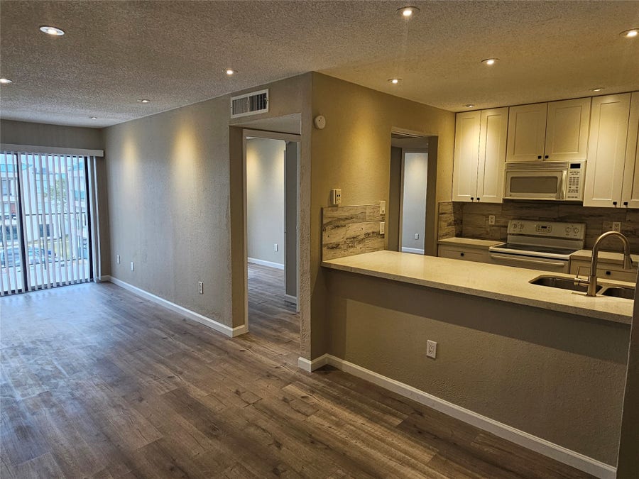 Property photo for 2816 S Bartell Drive, #33, Houston, TX