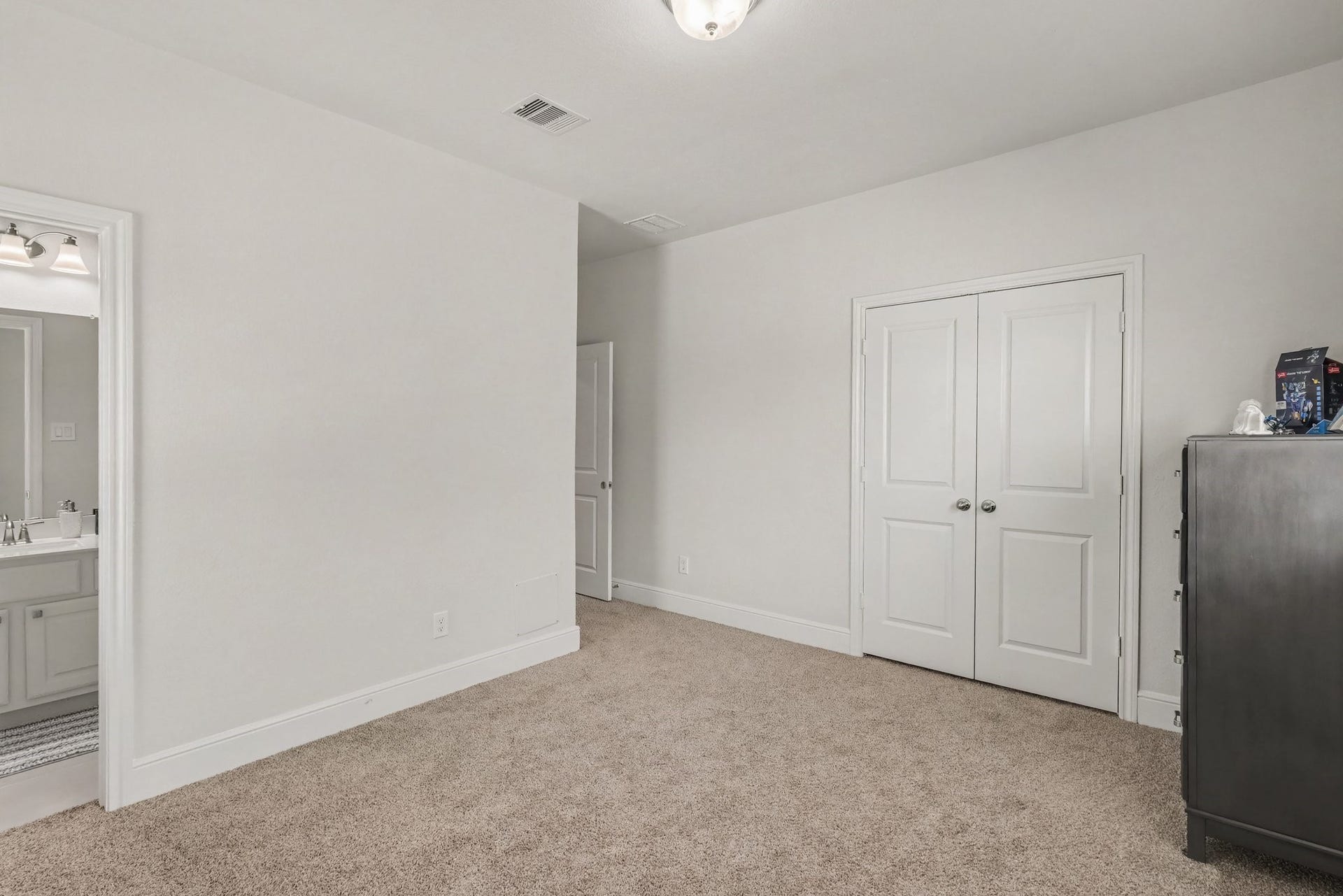 14303 Paseo Marbella Drive, Cypress, TX 77433 Ensuite bathroom