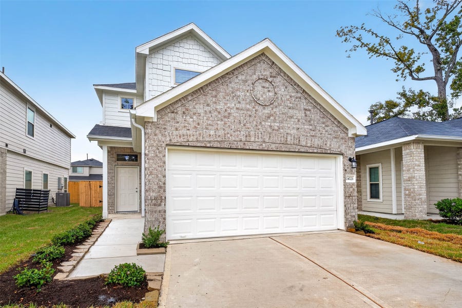 Property photo for 24723 Thornbluff Briar Trail, Huffman, TX