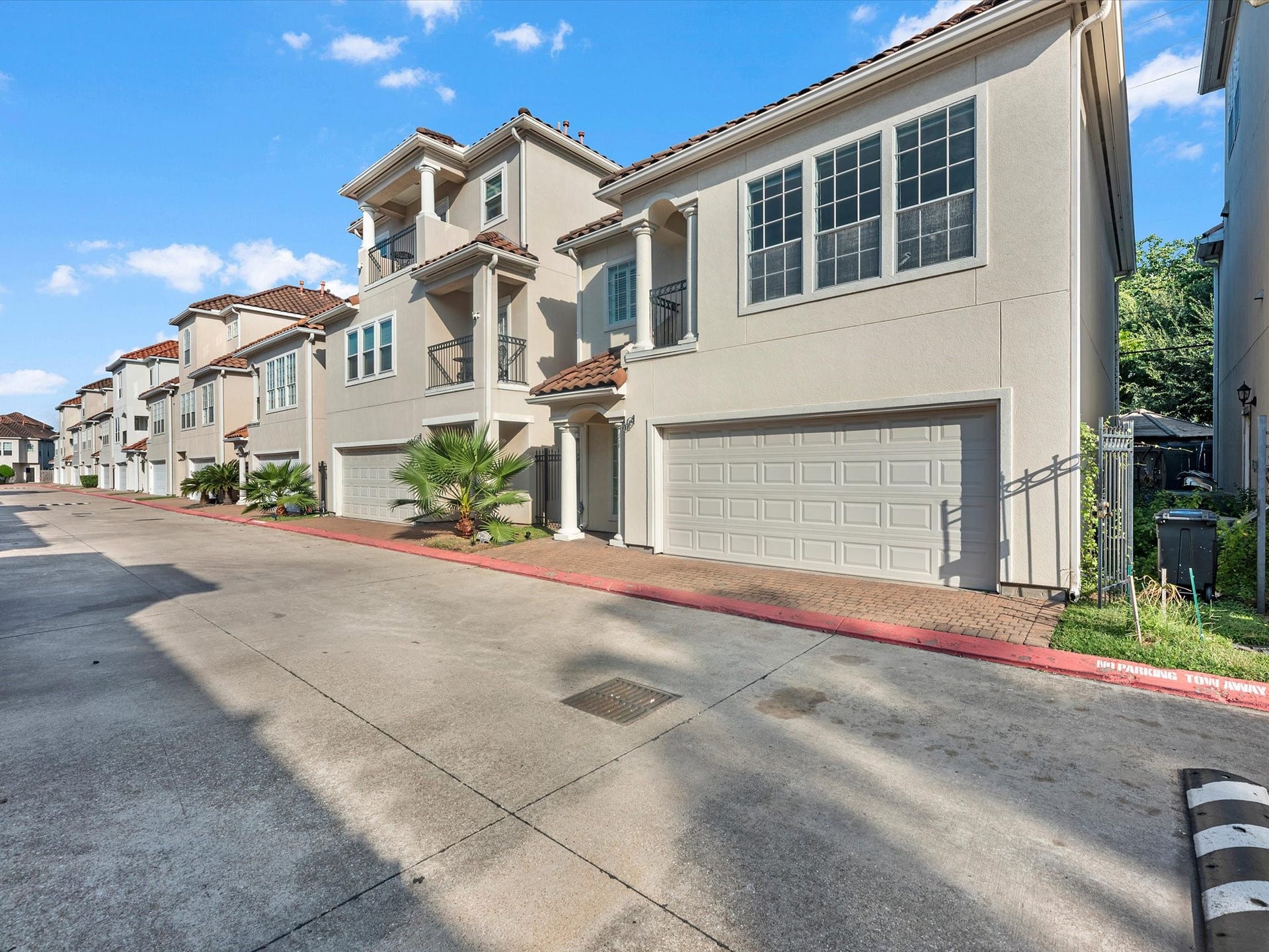 7114 Harmony Cove, Houston, TX 77036 7114 Harmony Cove, Houston, TX 77036