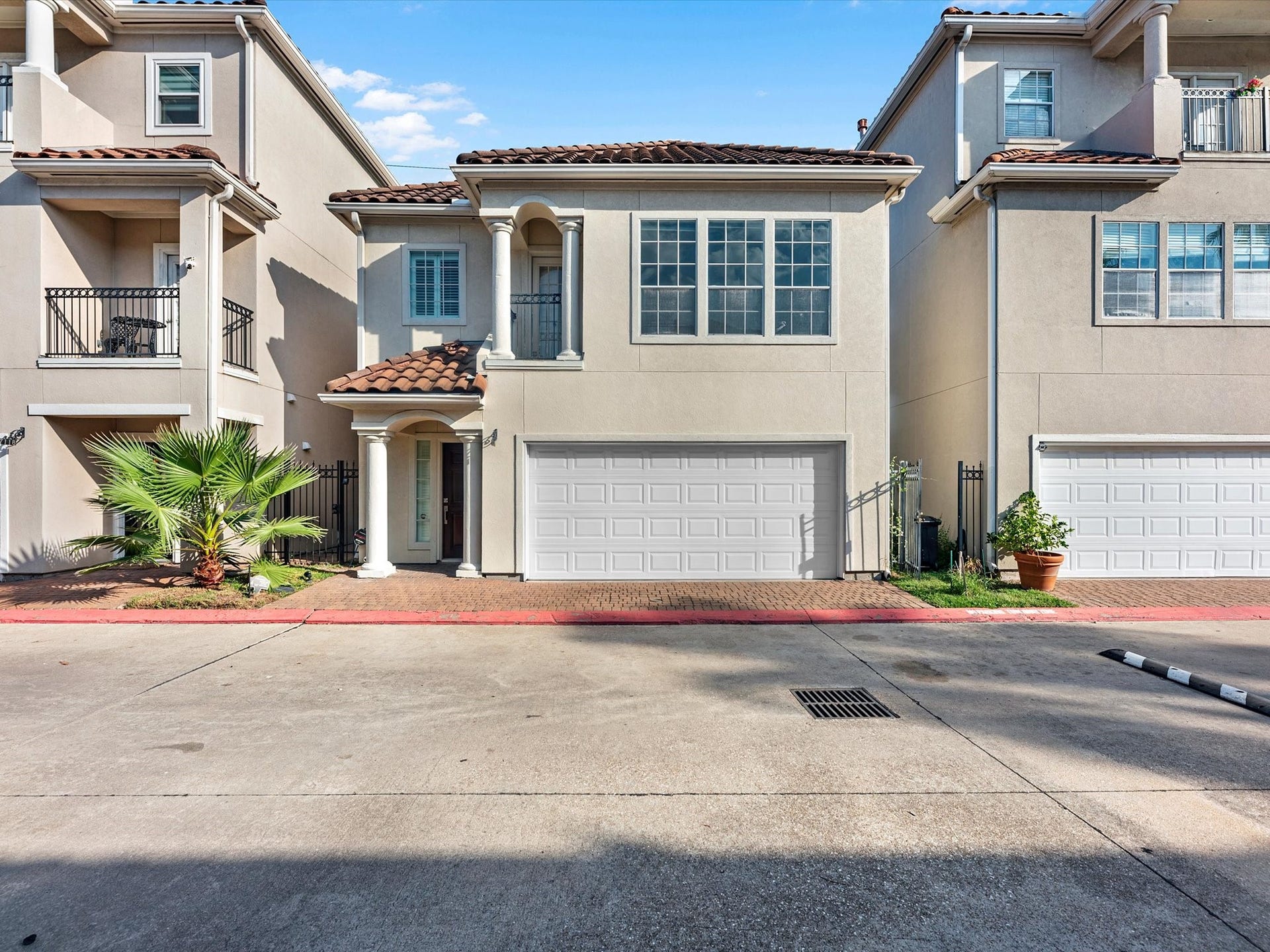 7114 Harmony Cove, Houston, TX 77036 7114 Harmony Cove, Houston, TX 77036