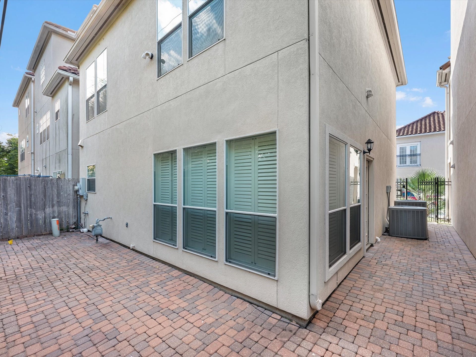 7114 Harmony Cove, Houston, TX 77036 7114 Harmony Cove, Houston, TX 77036