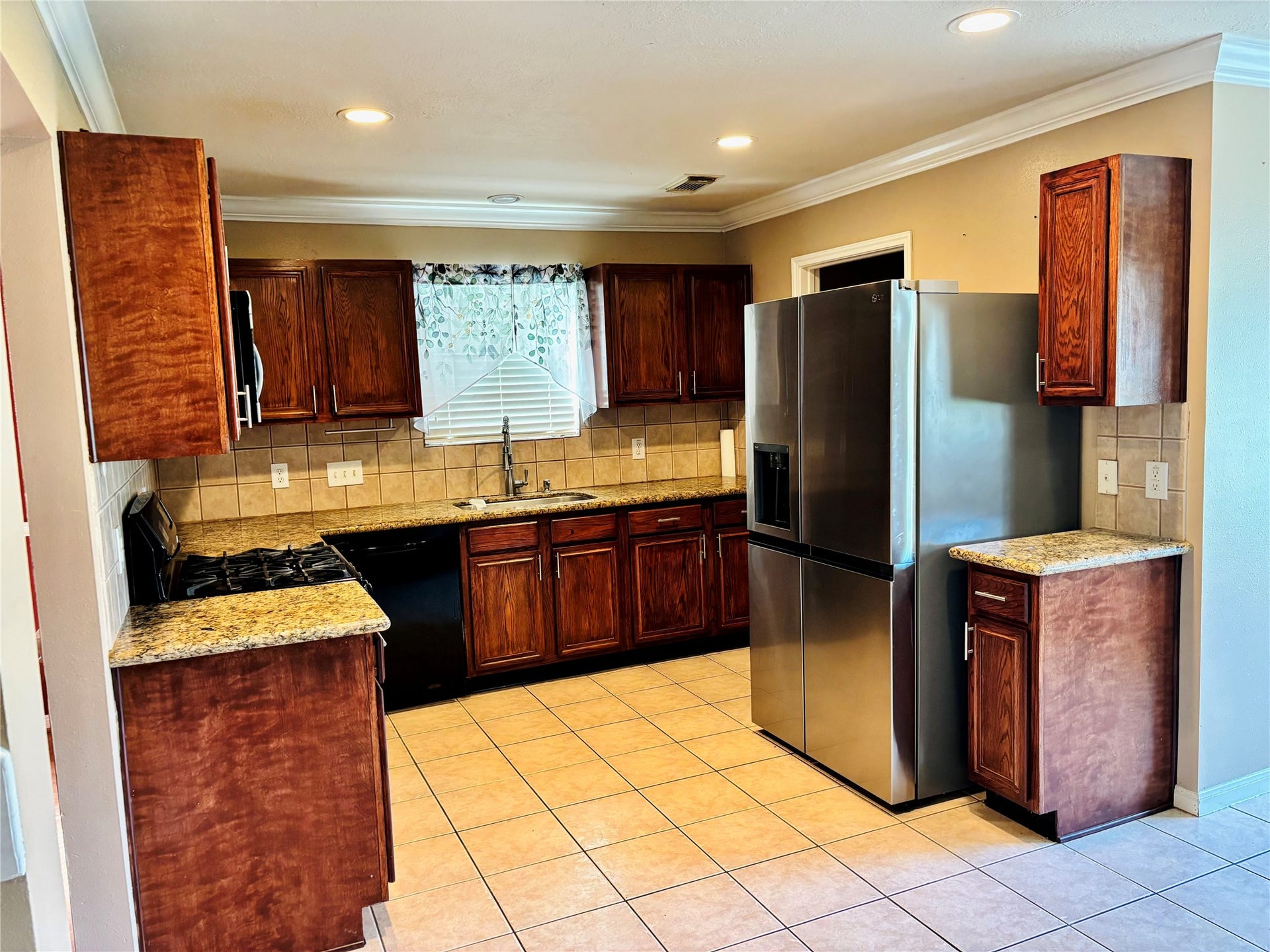 3018 Misty Isle Ct, Dickinson, TX 77539 3018 Misty Isle Ct, Dickinson, TX 77539