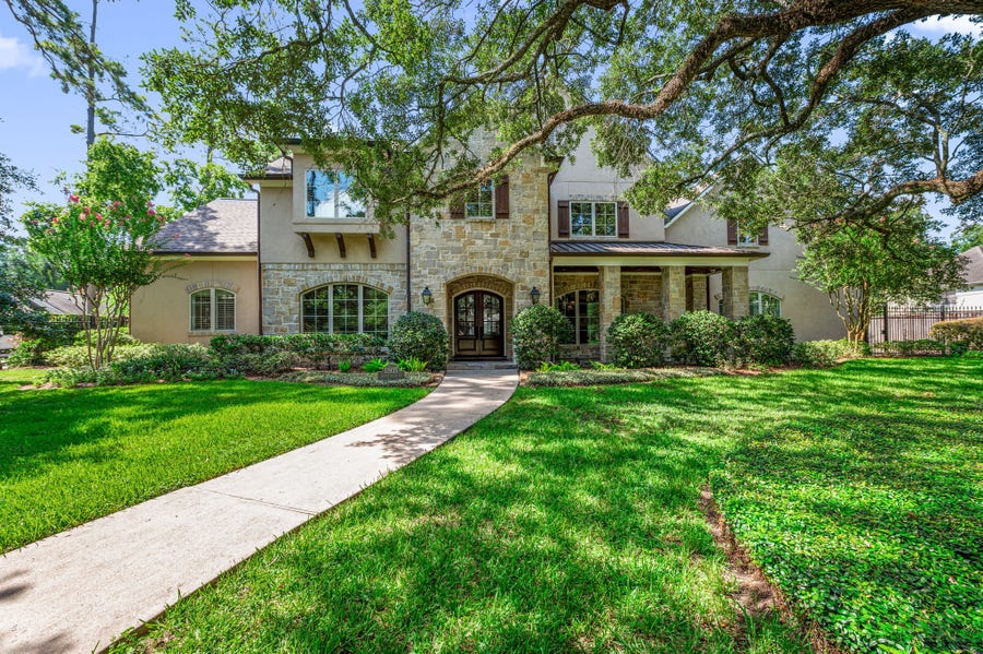 Property photo for 11935 Broken Bough Drive, Bunker Hill Village, TX