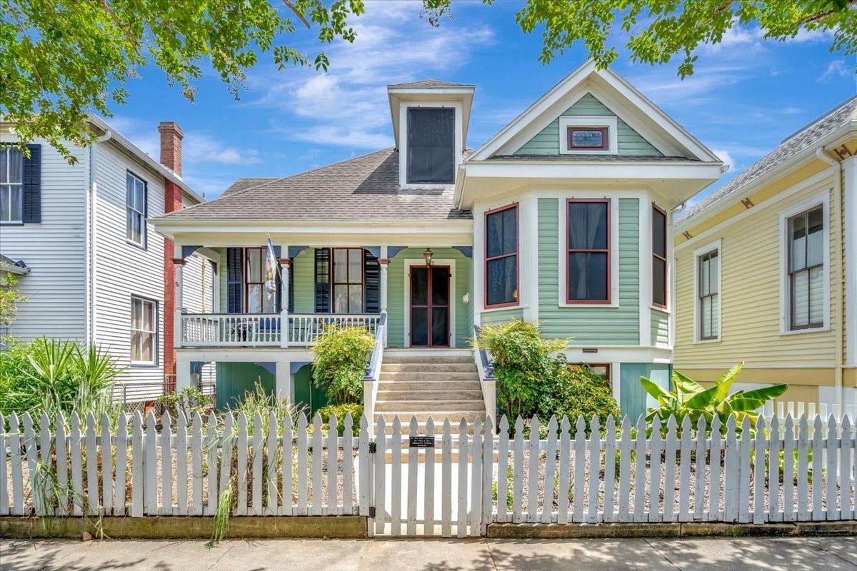 1715 Church Street, Galveston, TX 77550 1715 Church Street, Galveston, TX 77550