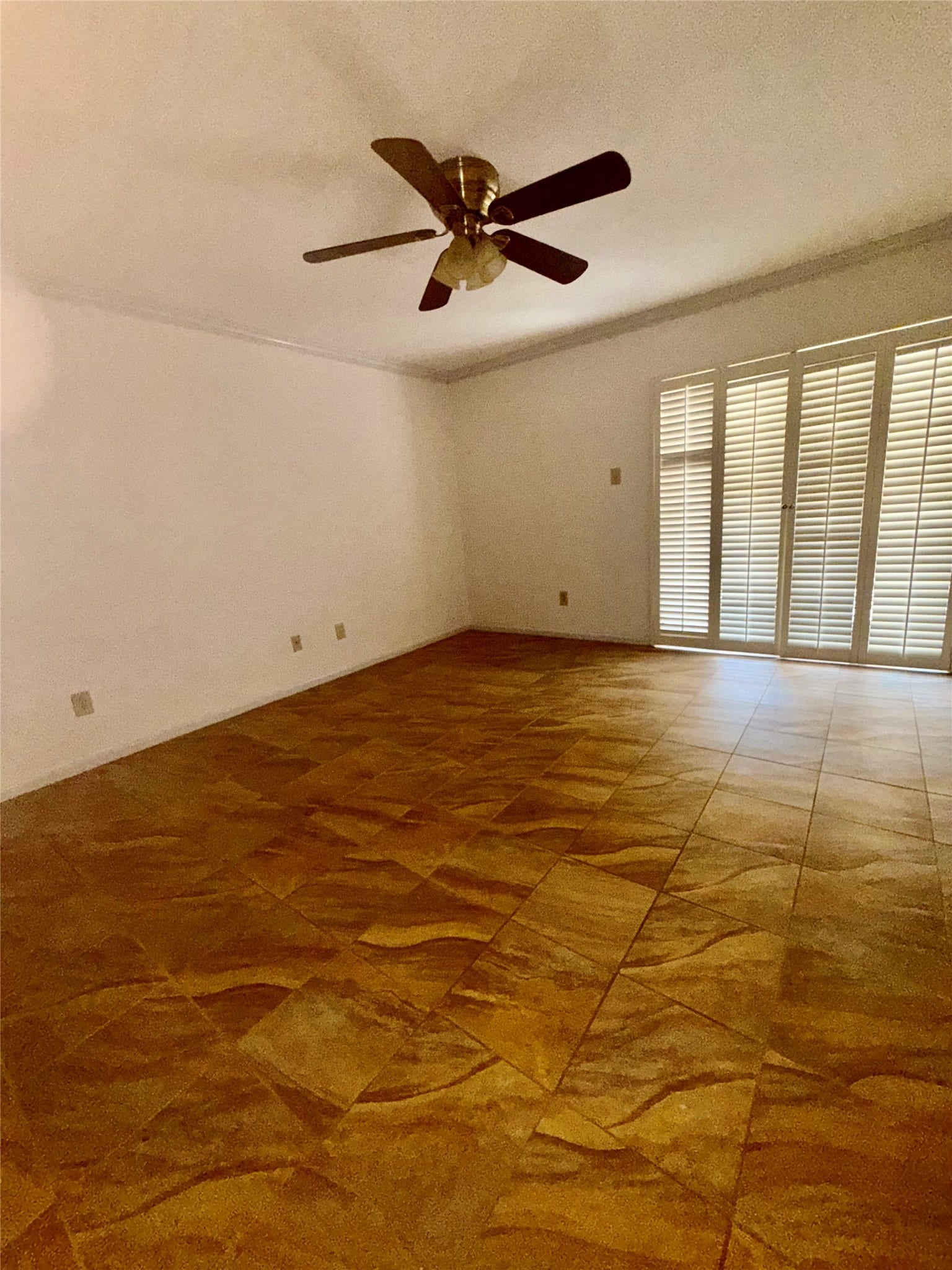 1601 S Shepherd Drive, #1, Houston, TX 77019 View from Living Room and Hallway to Bedroom