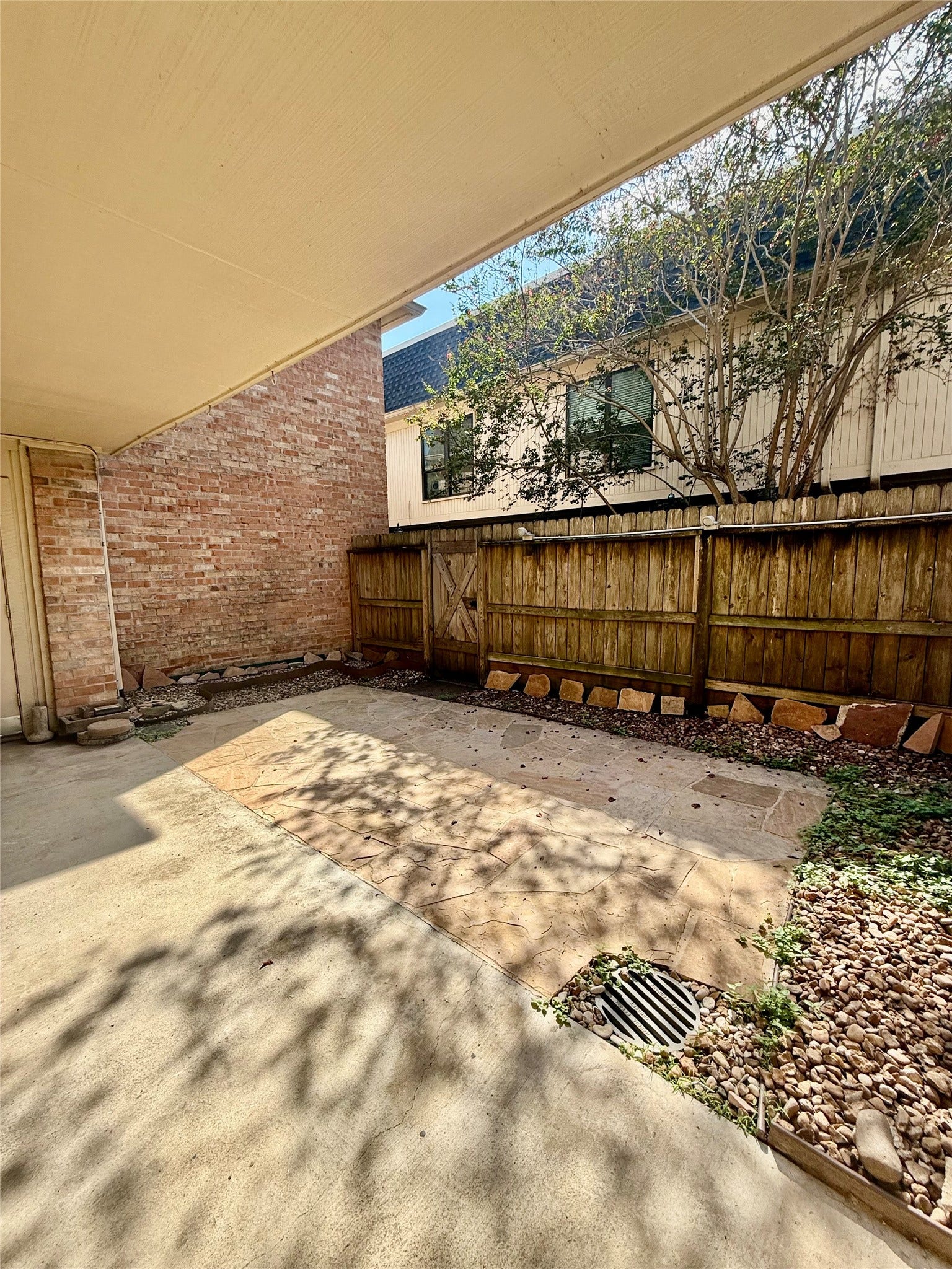 1601 S Shepherd Drive, #1, Houston, TX 77019 View of Primary Doors to Private Patio