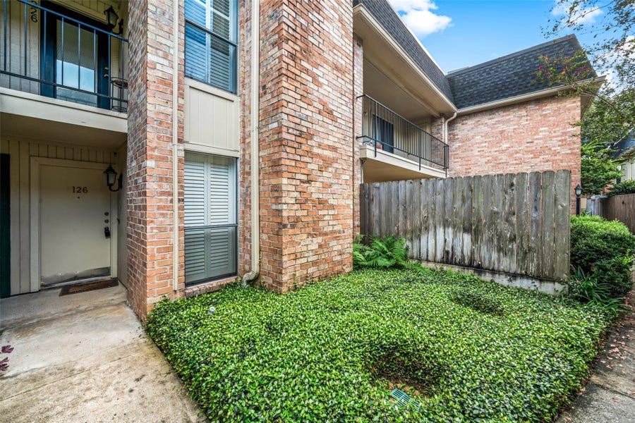 Property photo for 1601 S Shepherd Drive, #126, Houston, TX